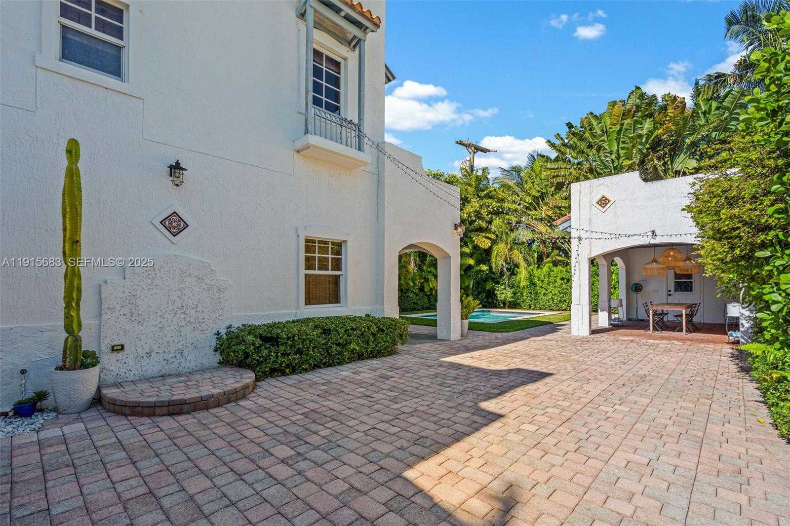 Small Image of 375 PLYMOUTH RD, West Palm Beach Number 52