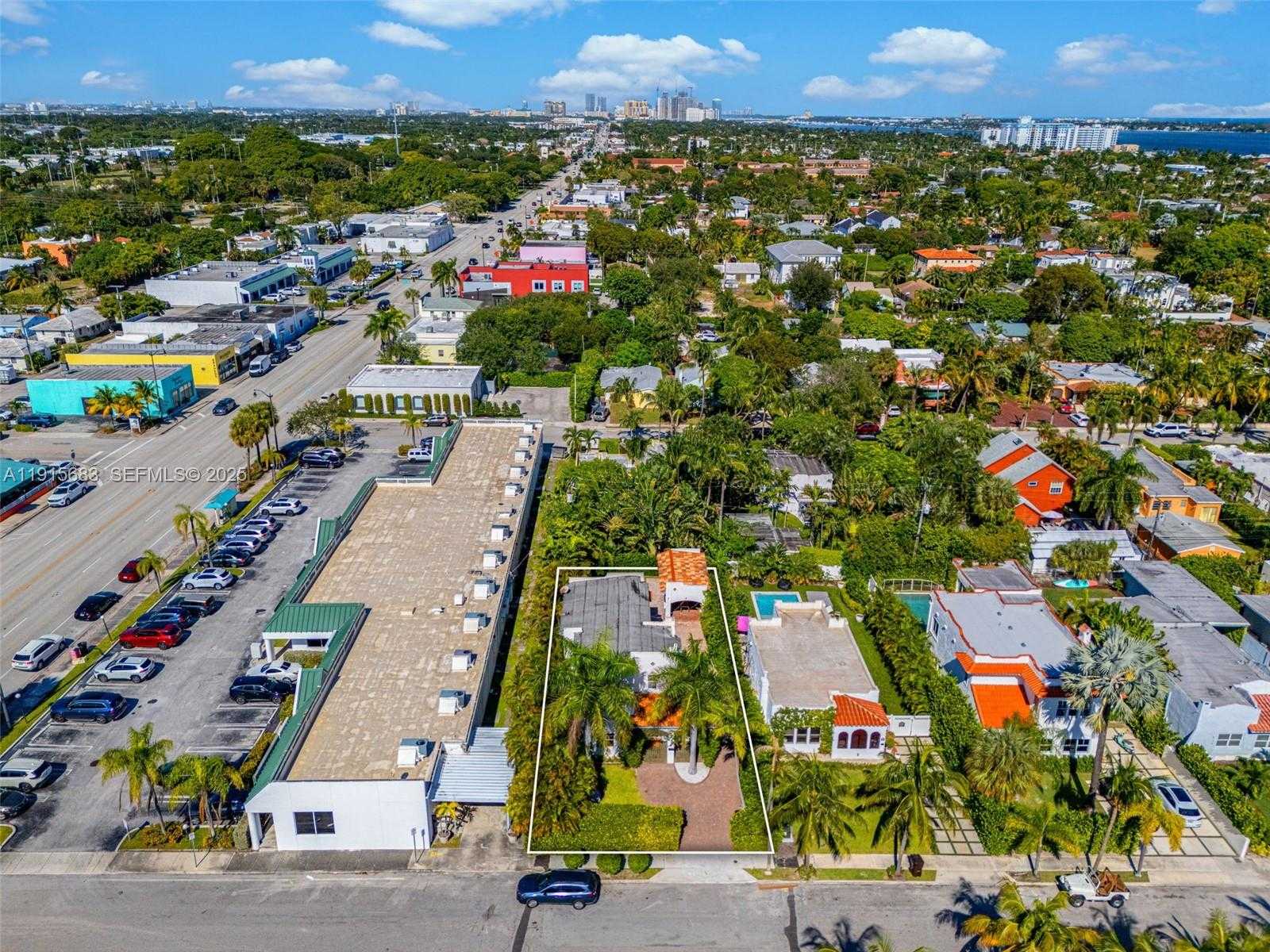 Small Image of 375 PLYMOUTH RD, West Palm Beach Number 55