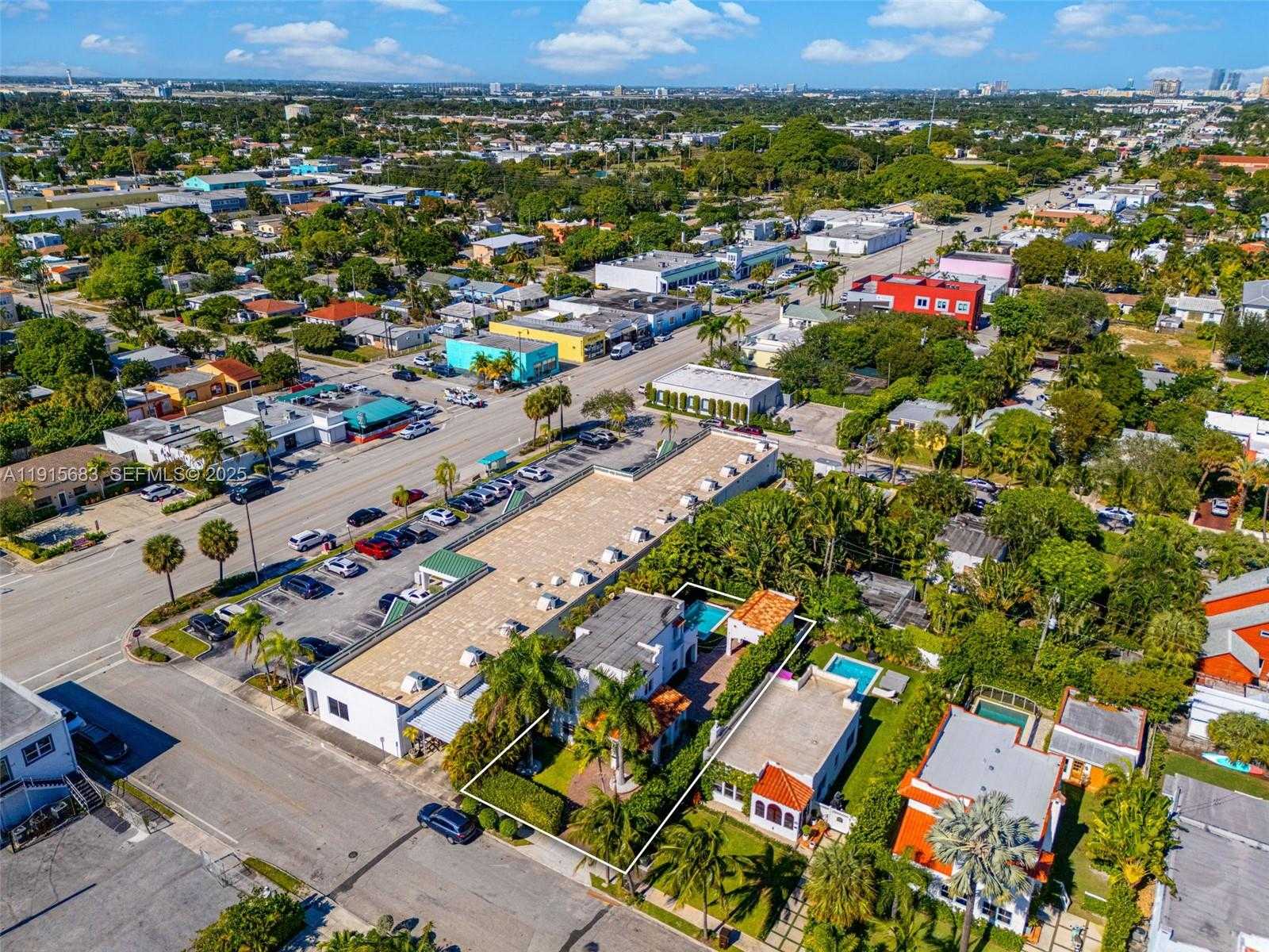 Small Image of 375 PLYMOUTH RD, West Palm Beach Number 56