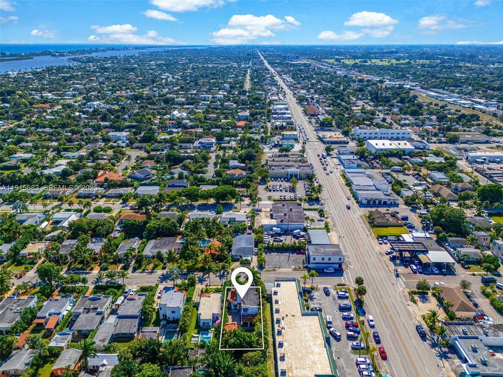 Small Image of 375 PLYMOUTH RD, West Palm Beach Number 64