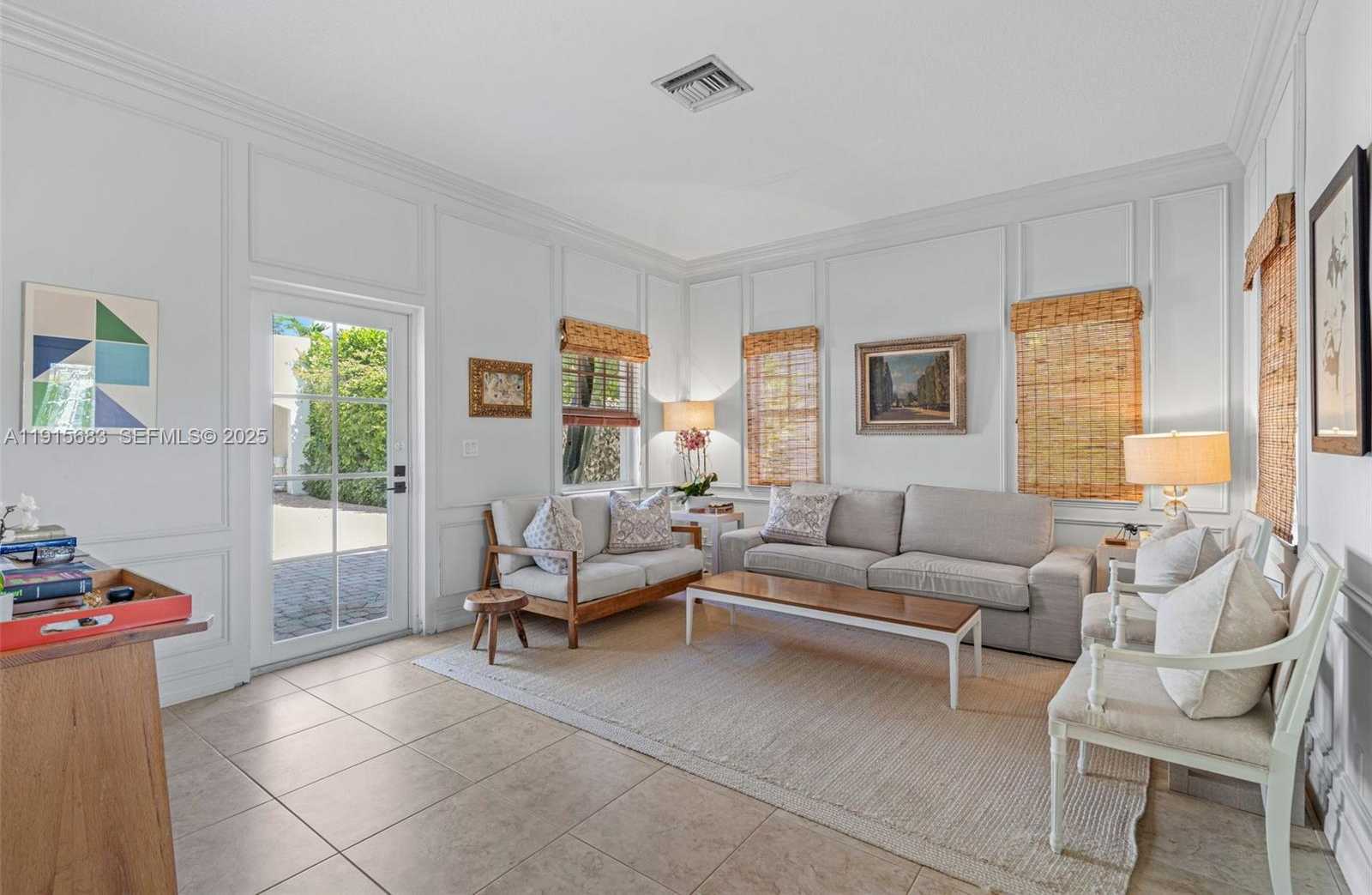 Small Image of 375 PLYMOUTH RD, West Palm Beach Number 8