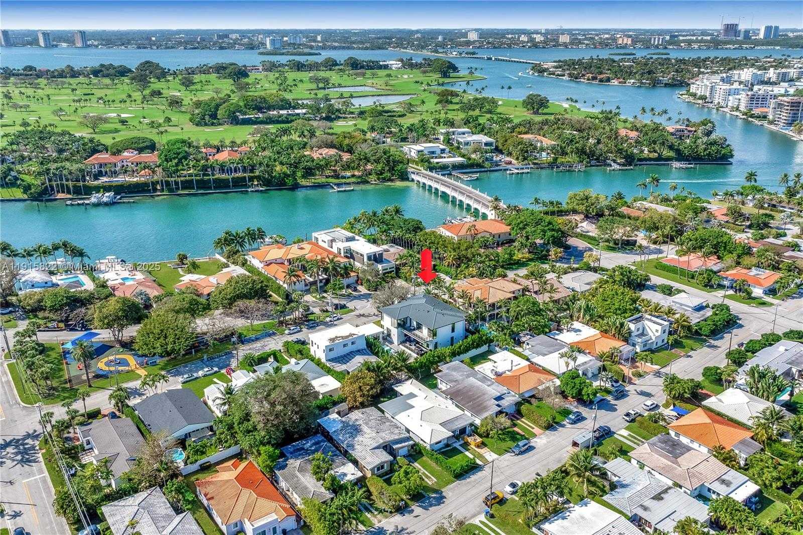 Small Image of 9045 HAWTHORNE AVE, Surfside Number 59