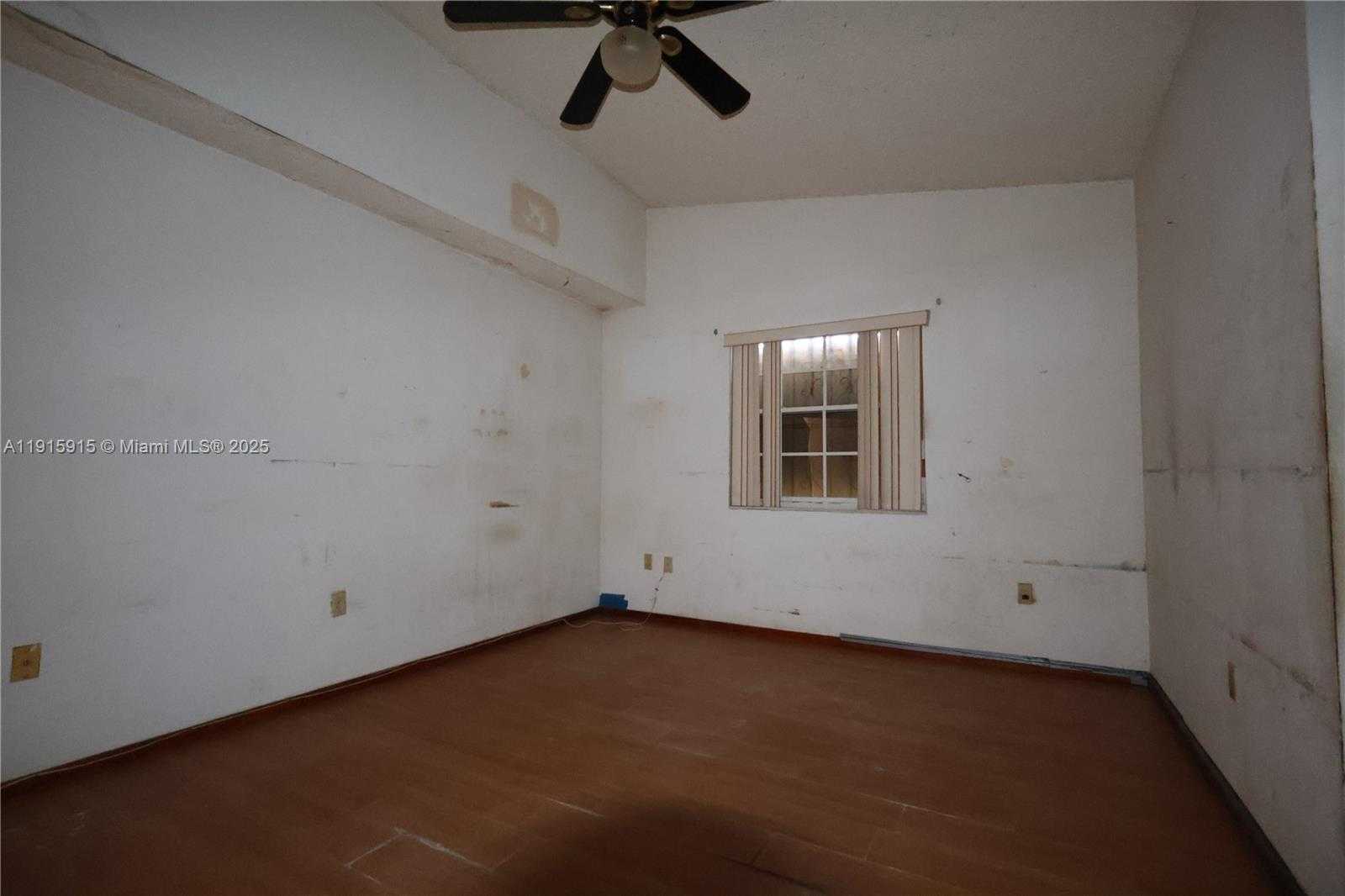 Small Image of 20739 SOUTH WEST 86TH CT, Cutler Bay Number 13