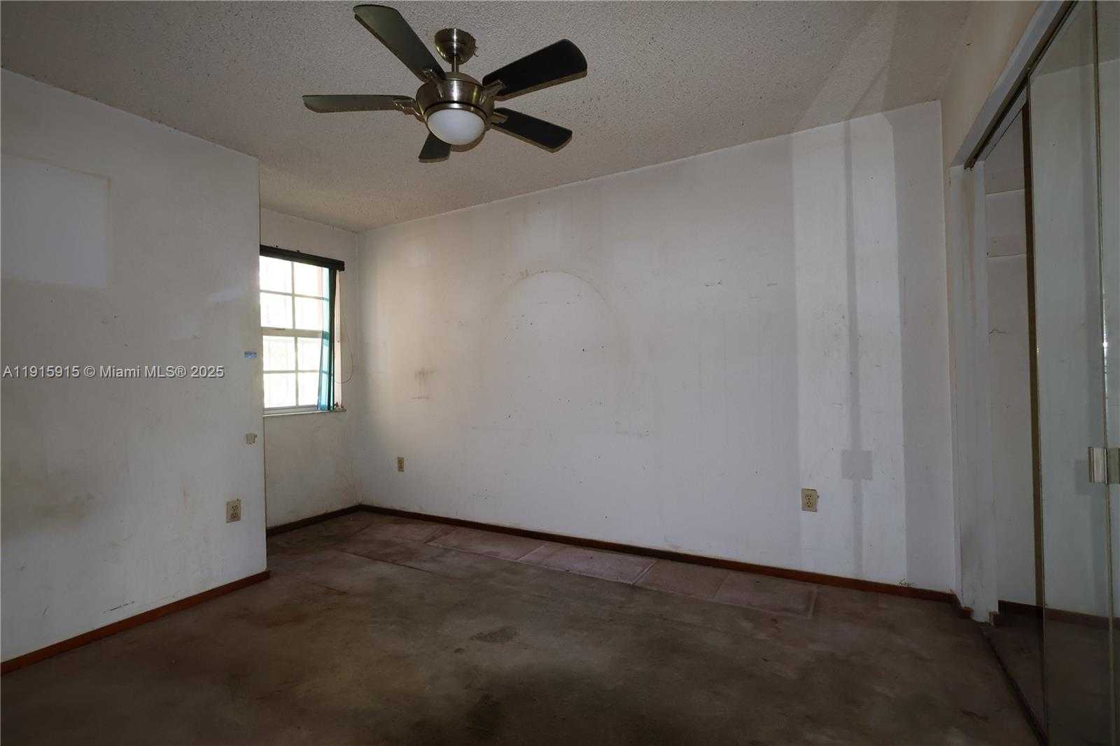 Small Image of 20739 SOUTH WEST 86TH CT, Cutler Bay Number 15