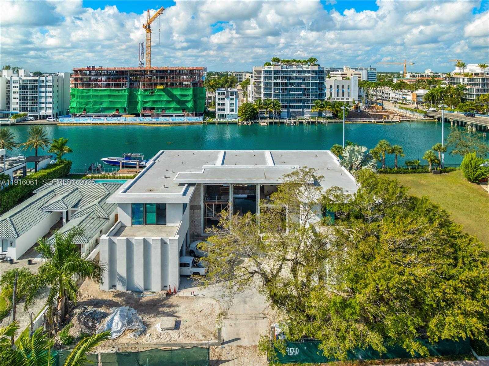 Small Image of 9540 BAY DR, Surfside Number 20