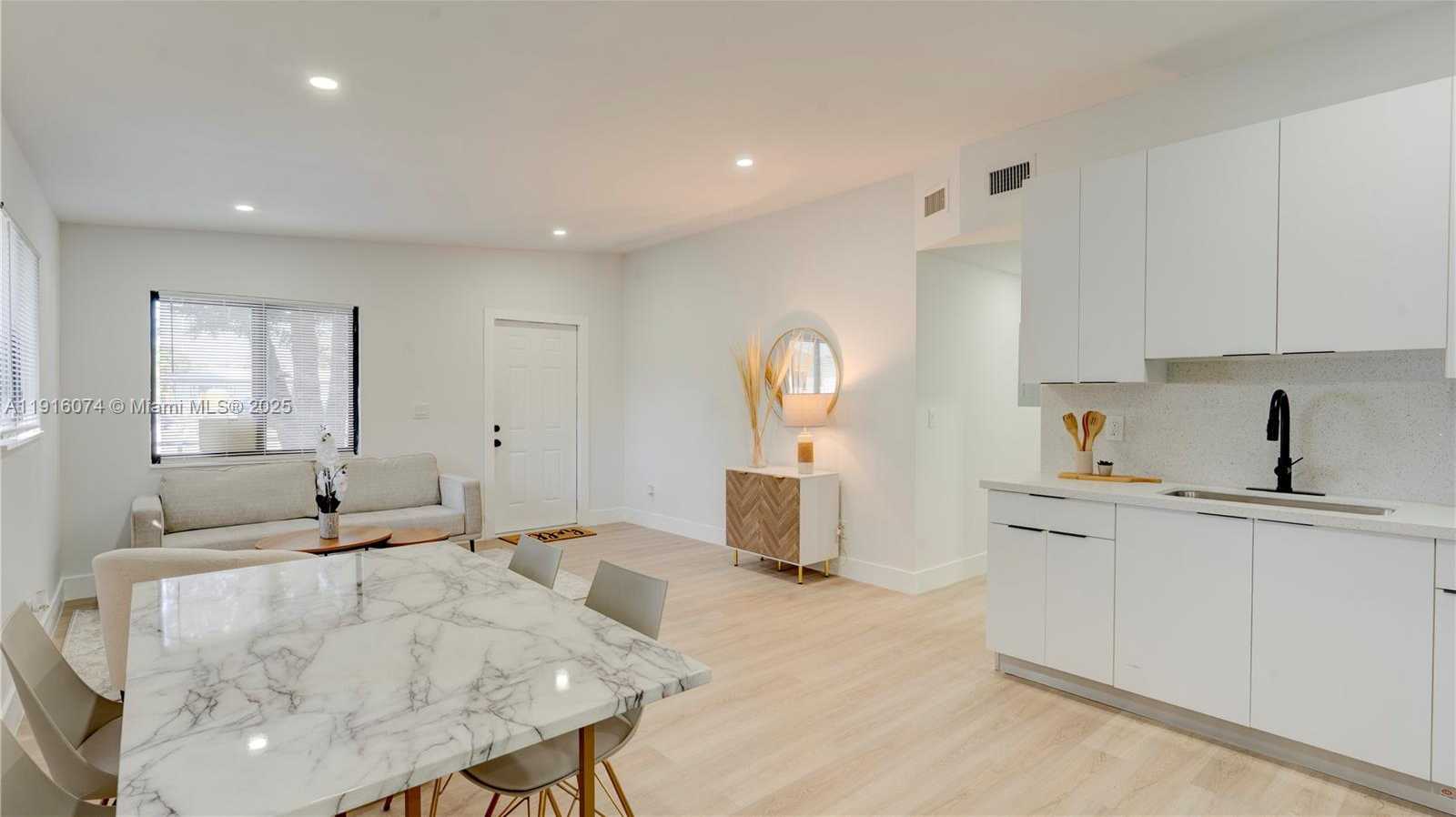 Small Image of 2736 NORTH WEST 21ST AVE, Oakland Park Number 12