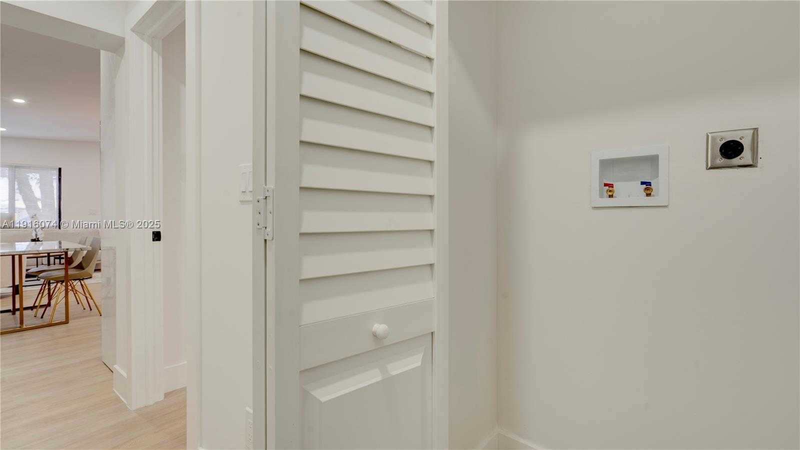 Small Image of 2736 NORTH WEST 21ST AVE, Oakland Park Number 18