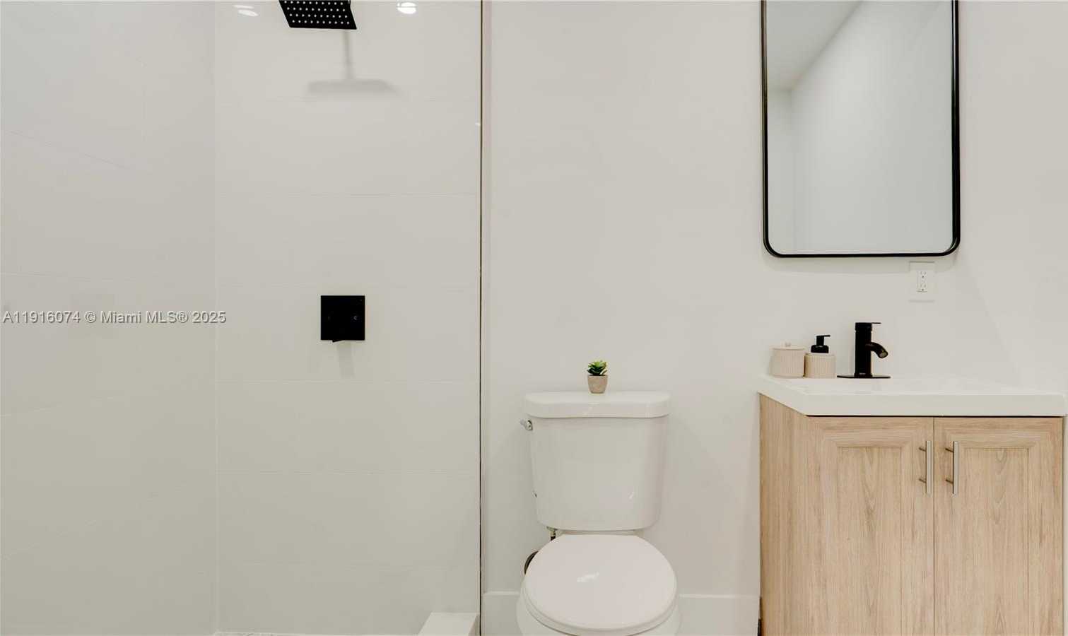 Small Image of 2736 NORTH WEST 21ST AVE, Oakland Park Number 33