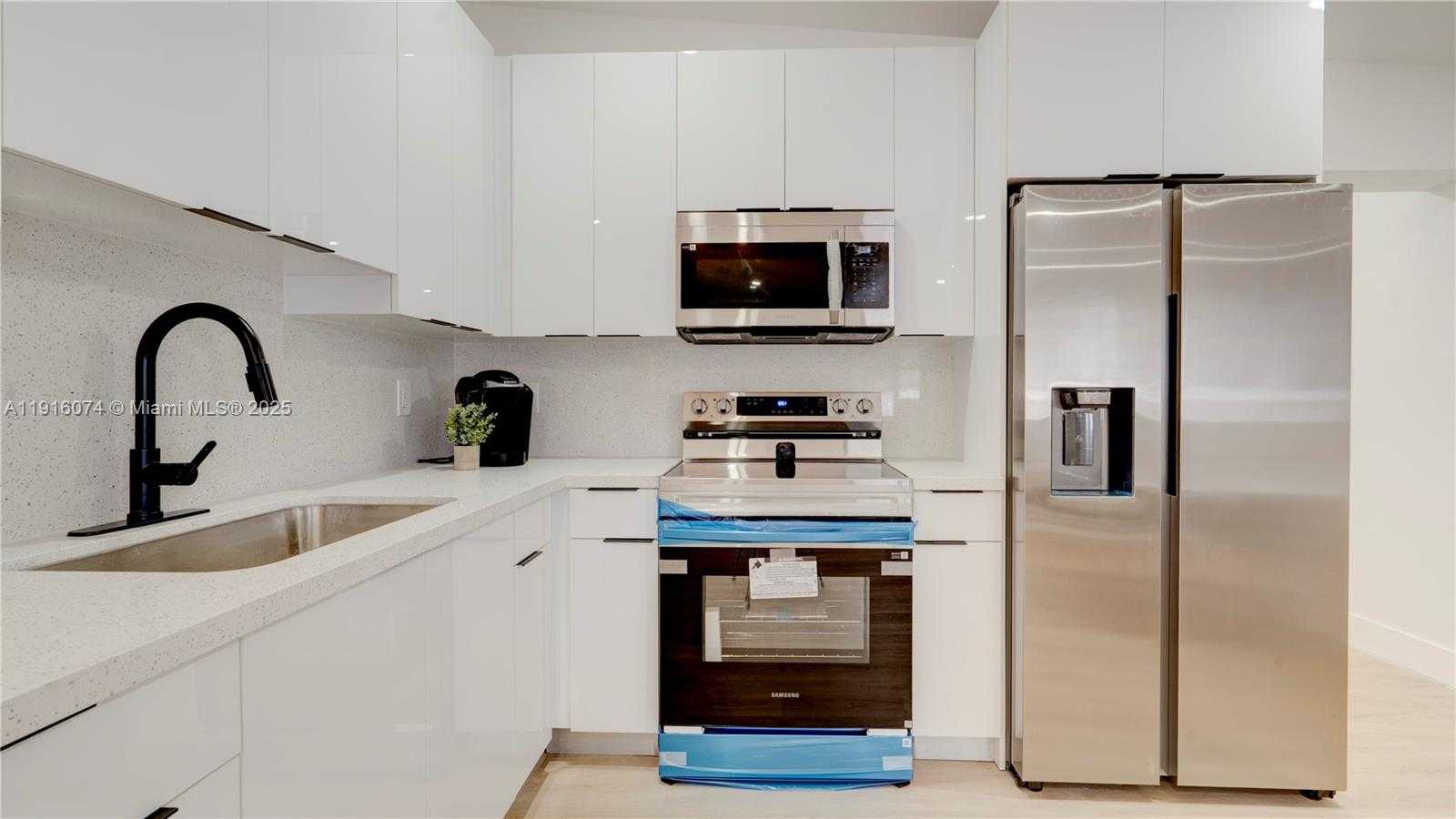 Small Image of 2736 NORTH WEST 21ST AVE, Oakland Park Number 38