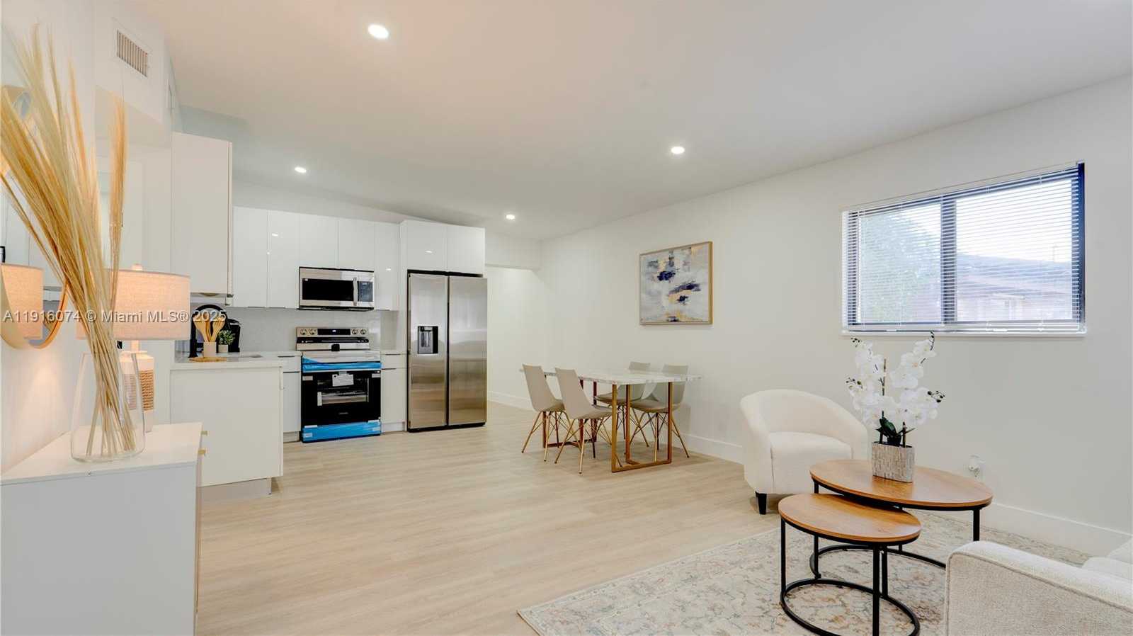 Small Image of 2736 NORTH WEST 21ST AVE, Oakland Park Number 5