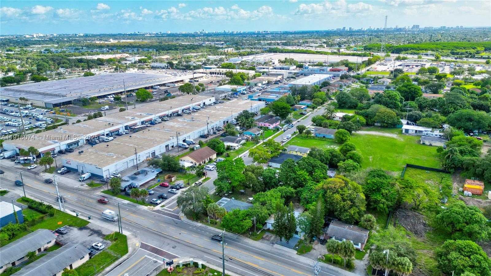 Small Image of 2736 NORTH WEST 21ST AVE, Oakland Park Number 52