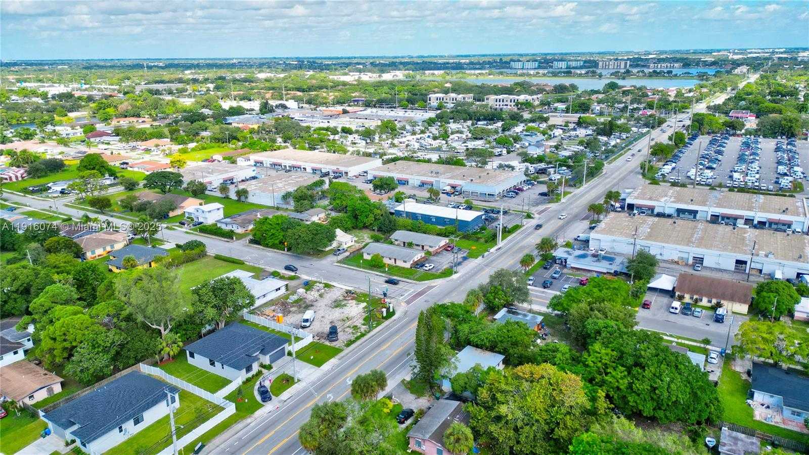 Small Image of 2736 NORTH WEST 21ST AVE, Oakland Park Number 56