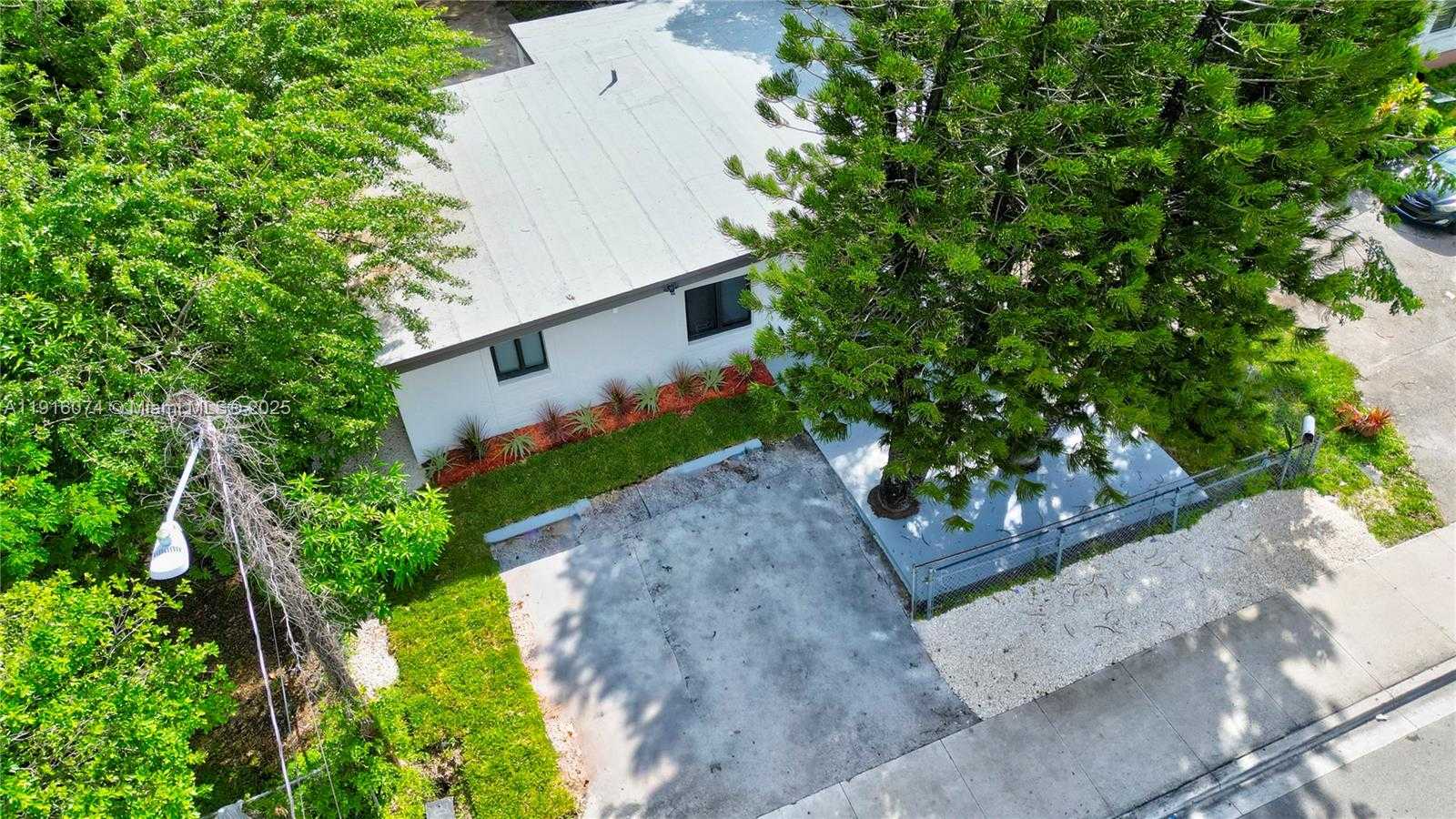 Small Image of 2736 NORTH WEST 21ST AVE, Oakland Park Number 69