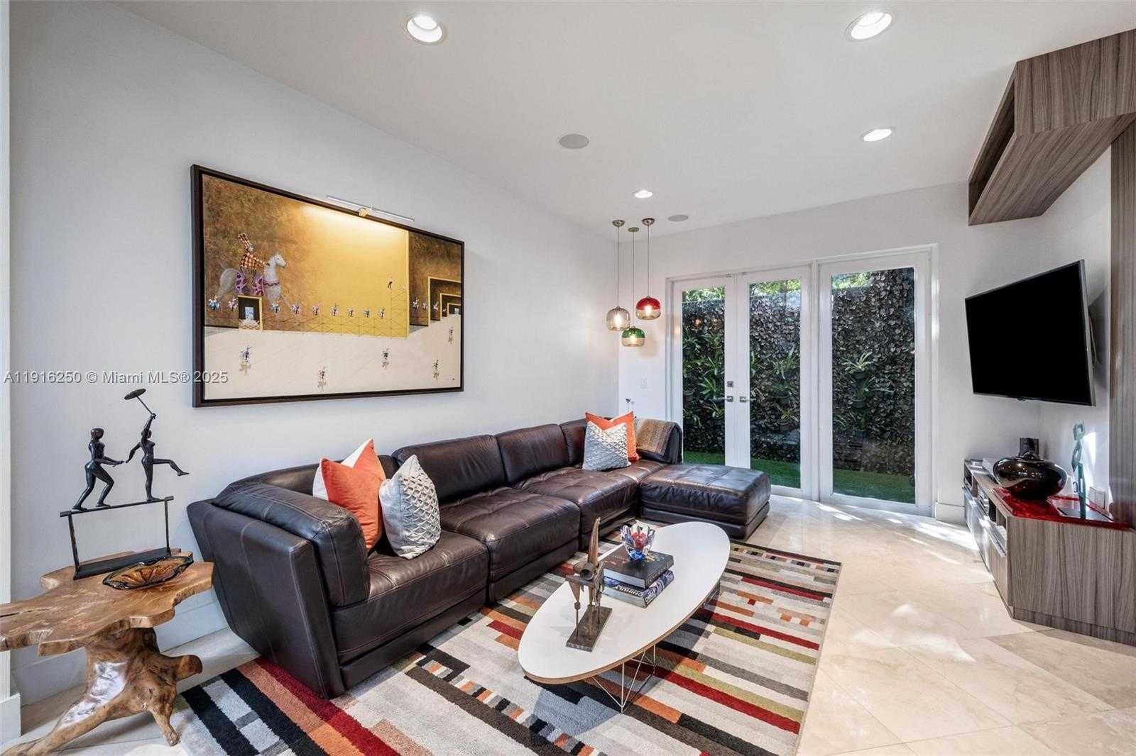 Small Image of 3965 194TH LN, Sunny Isles Beach Number 11