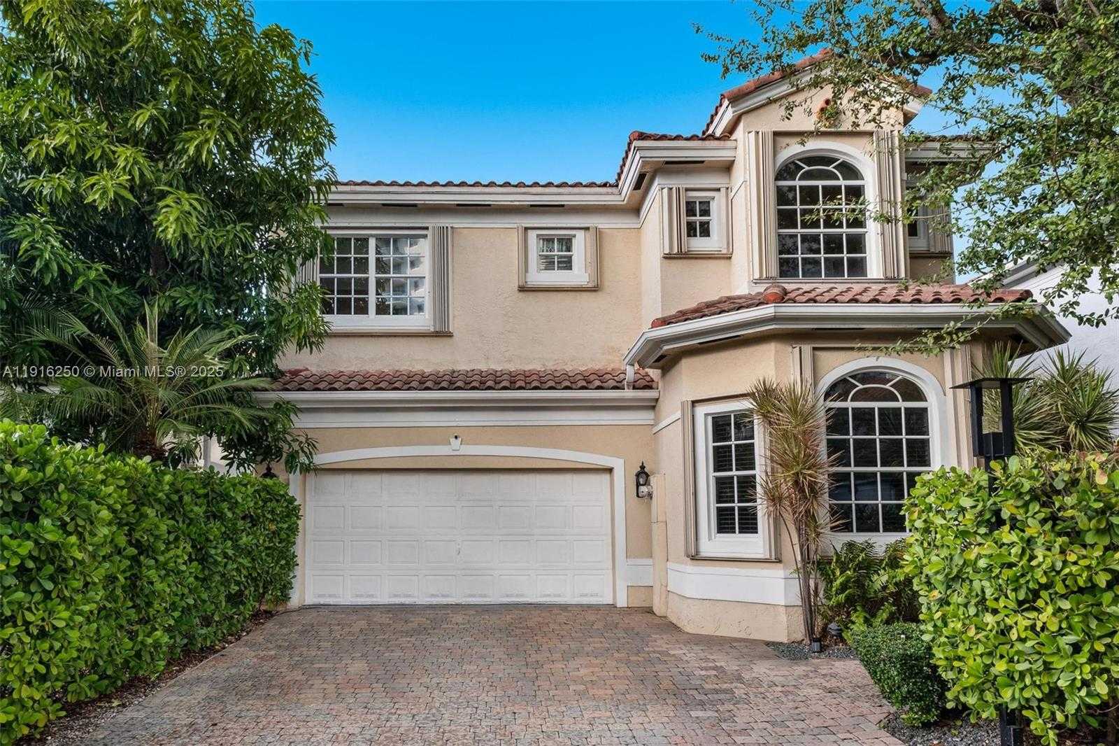 Small Image of 3965 194TH LN, Sunny Isles Beach Number 12