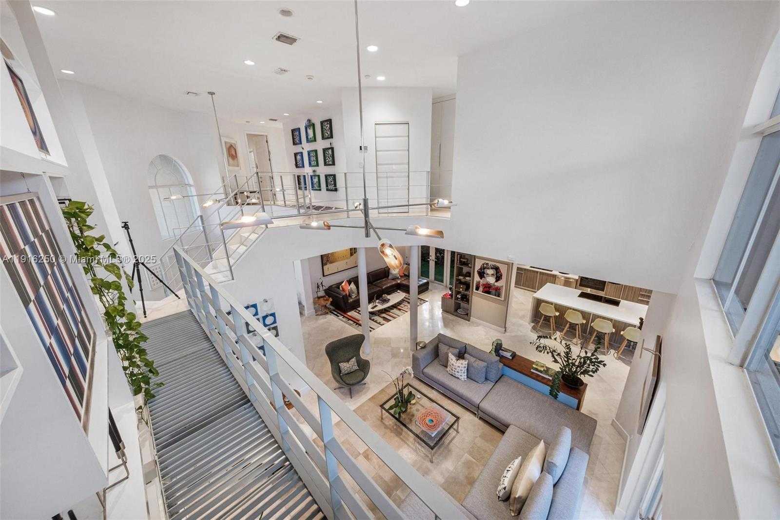 Small Image of 3965 194TH LN, Sunny Isles Beach Number 31