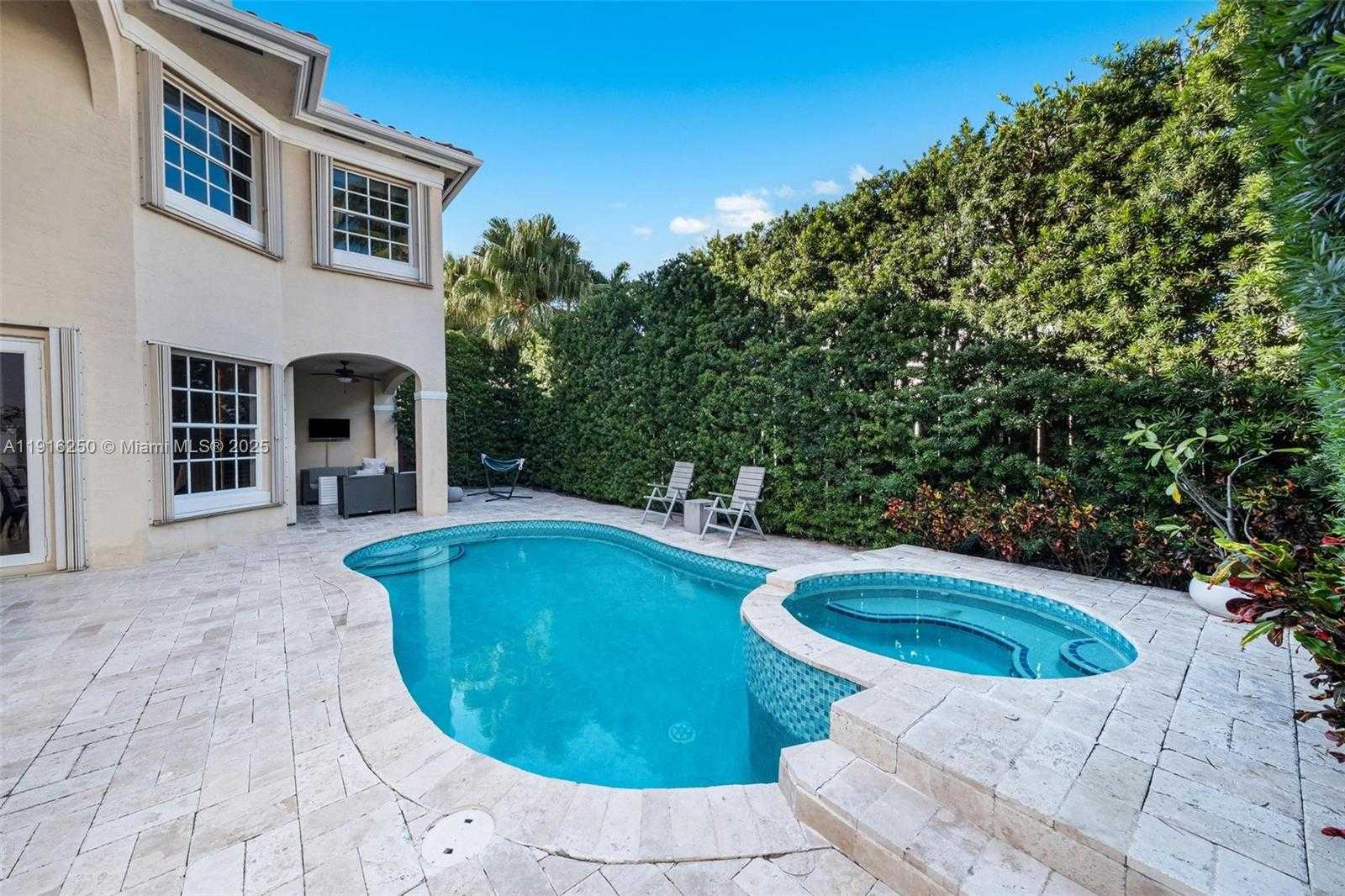 Small Image of 3965 194TH LN, Sunny Isles Beach Number 33