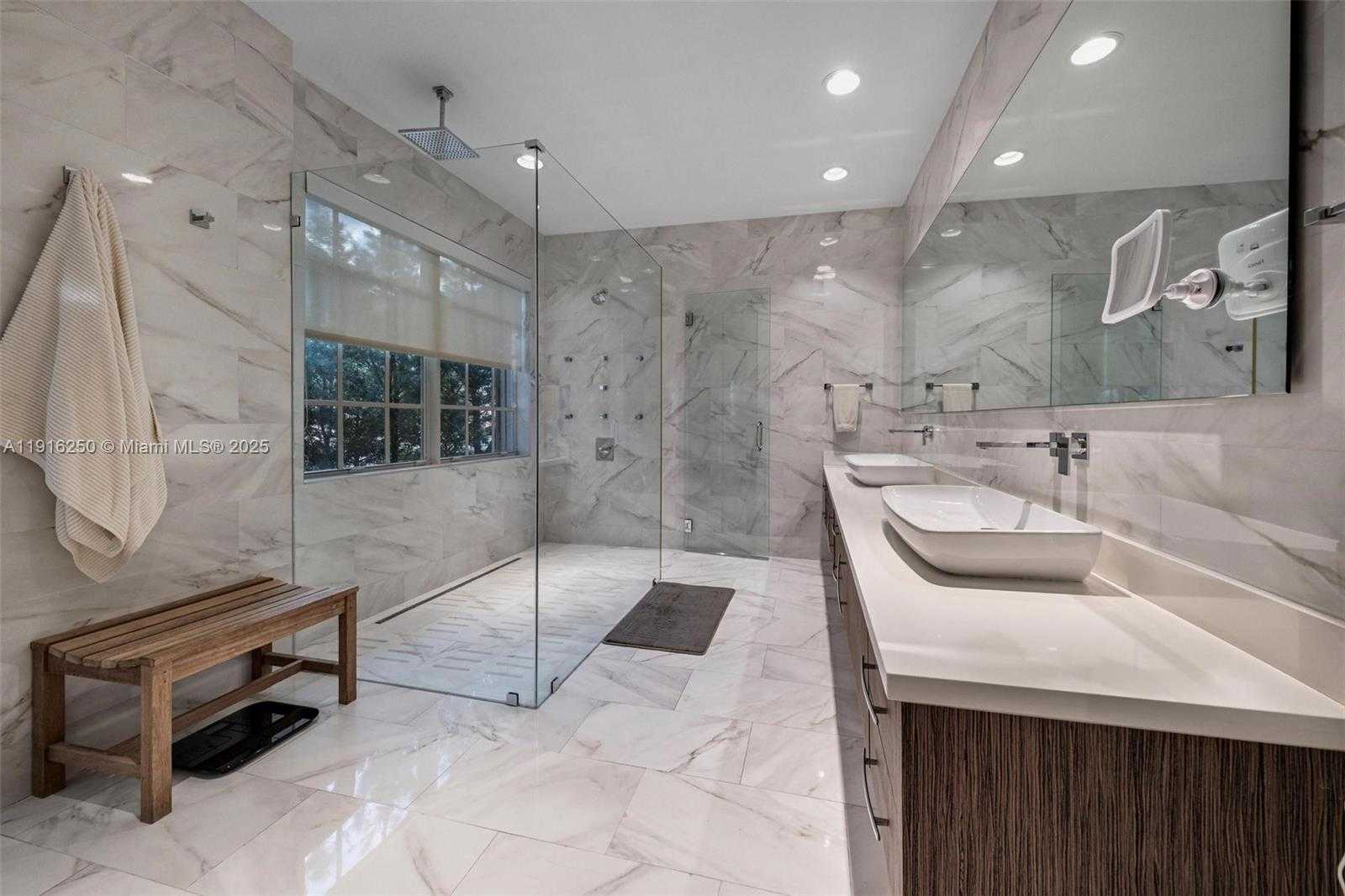 Small Image of 3965 194TH LN, Sunny Isles Beach Number 37