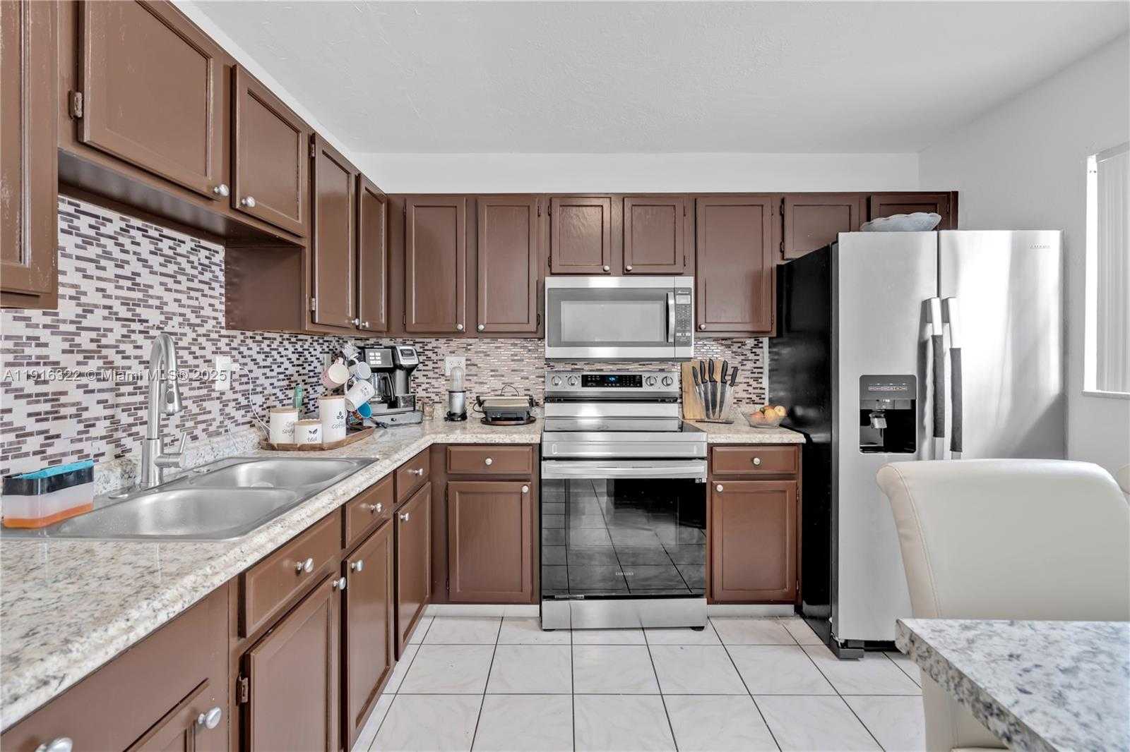 Small Image of 22315 SOUTH WEST 103RD AVE, Cutler Bay Number 11