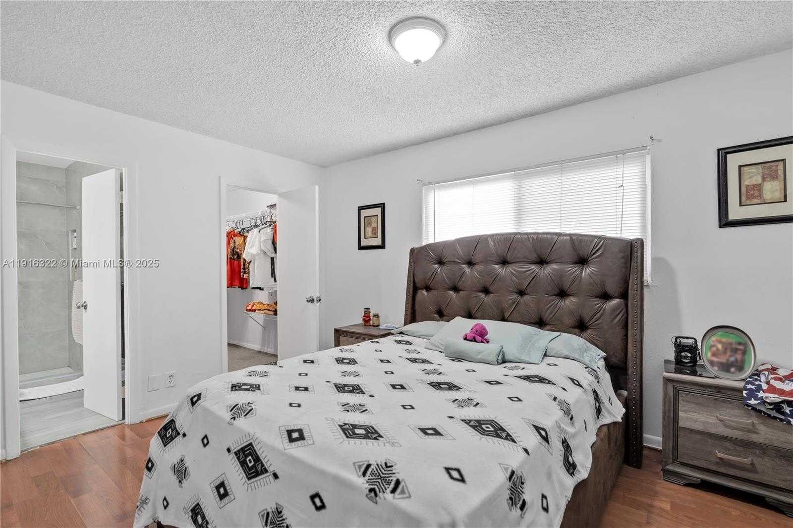 Small Image of 22315 SOUTH WEST 103RD AVE, Cutler Bay Number 14