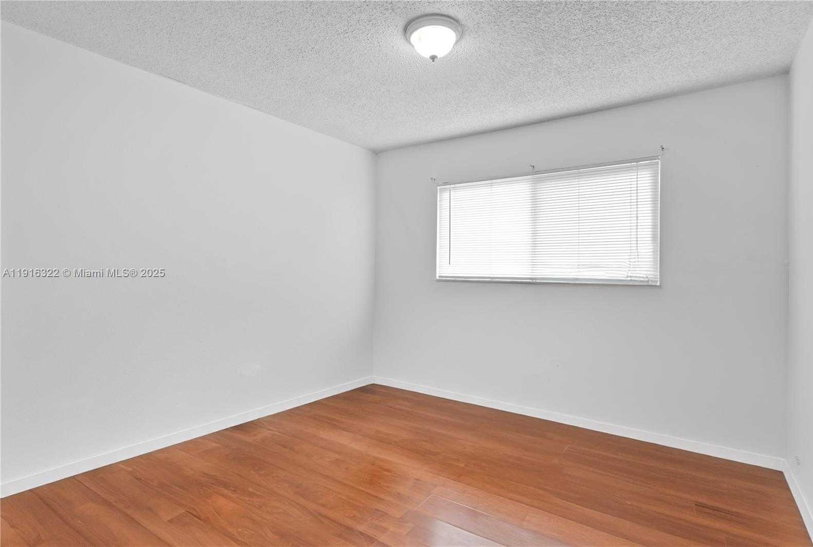 Small Image of 22315 SOUTH WEST 103RD AVE, Cutler Bay Number 21