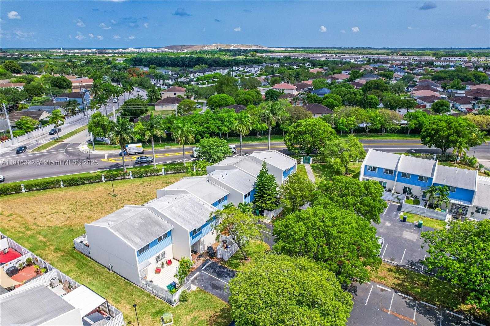 Small Image of 22315 SOUTH WEST 103RD AVE, Cutler Bay Number 33