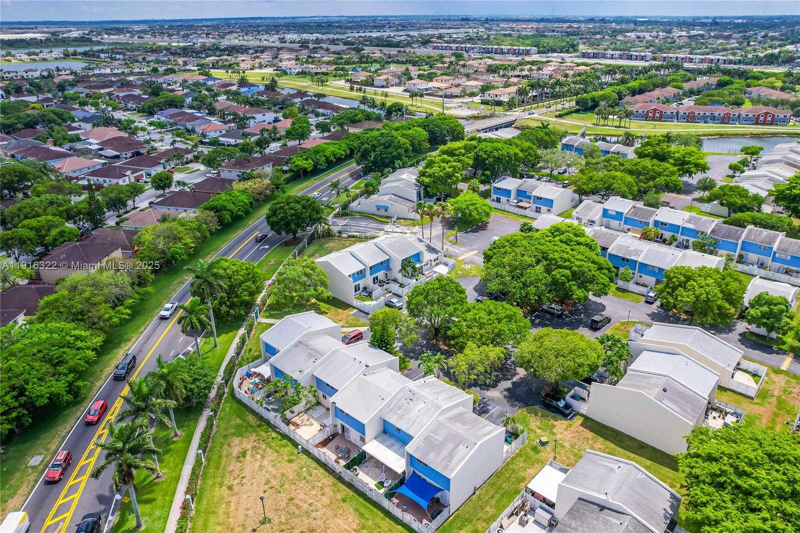 Small Image of 22315 SOUTH WEST 103RD AVE, Cutler Bay Number 35