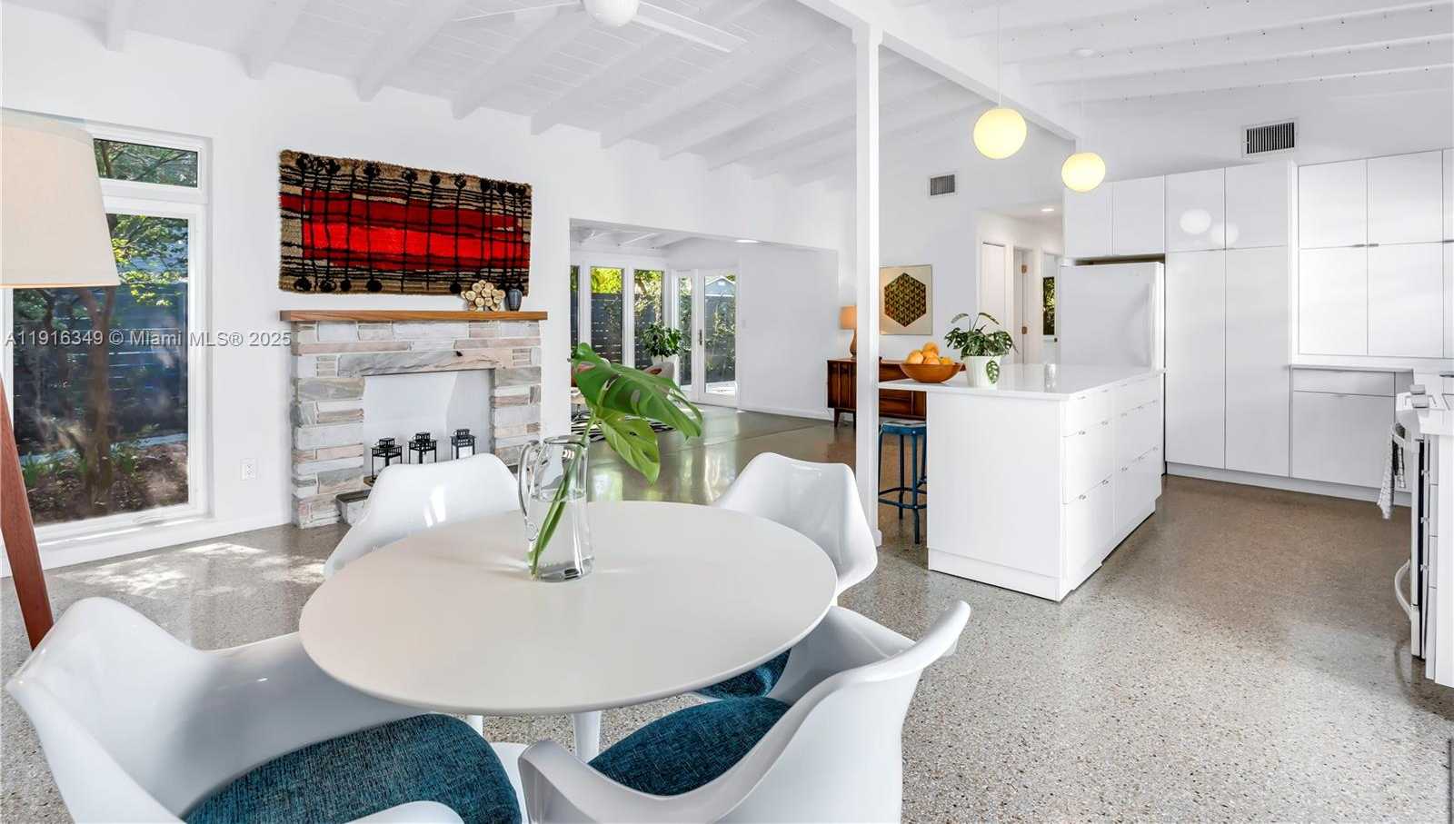 Small Image of 2333 SOUTH WEST 34TH WAY, Fort Lauderdale Number 3