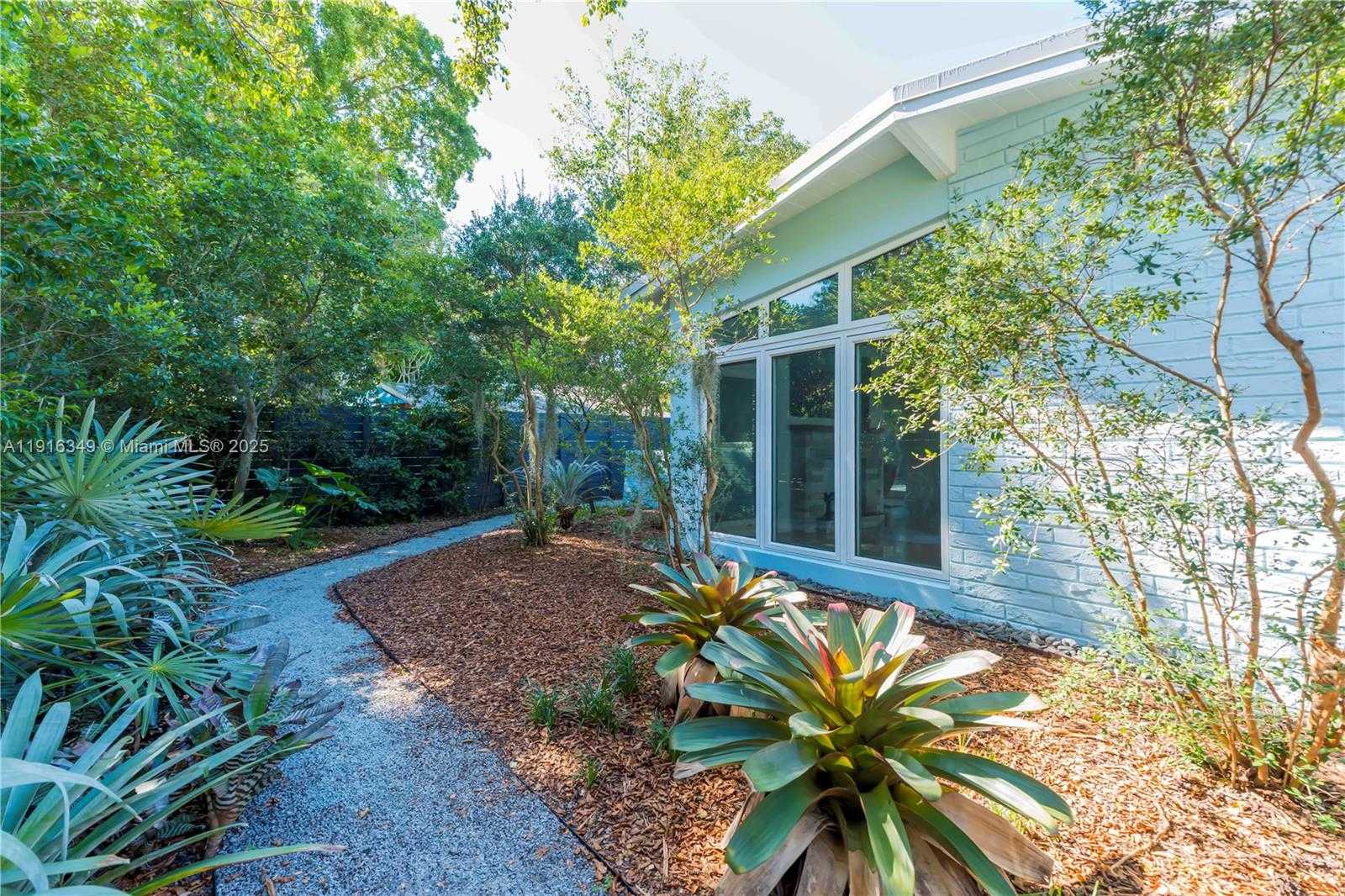 Small Image of 2333 SOUTH WEST 34TH WAY, Fort Lauderdale Number 31