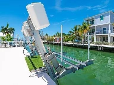 Small Image of 11563 4TH AVENUE OCEAN, Marathon Number 2