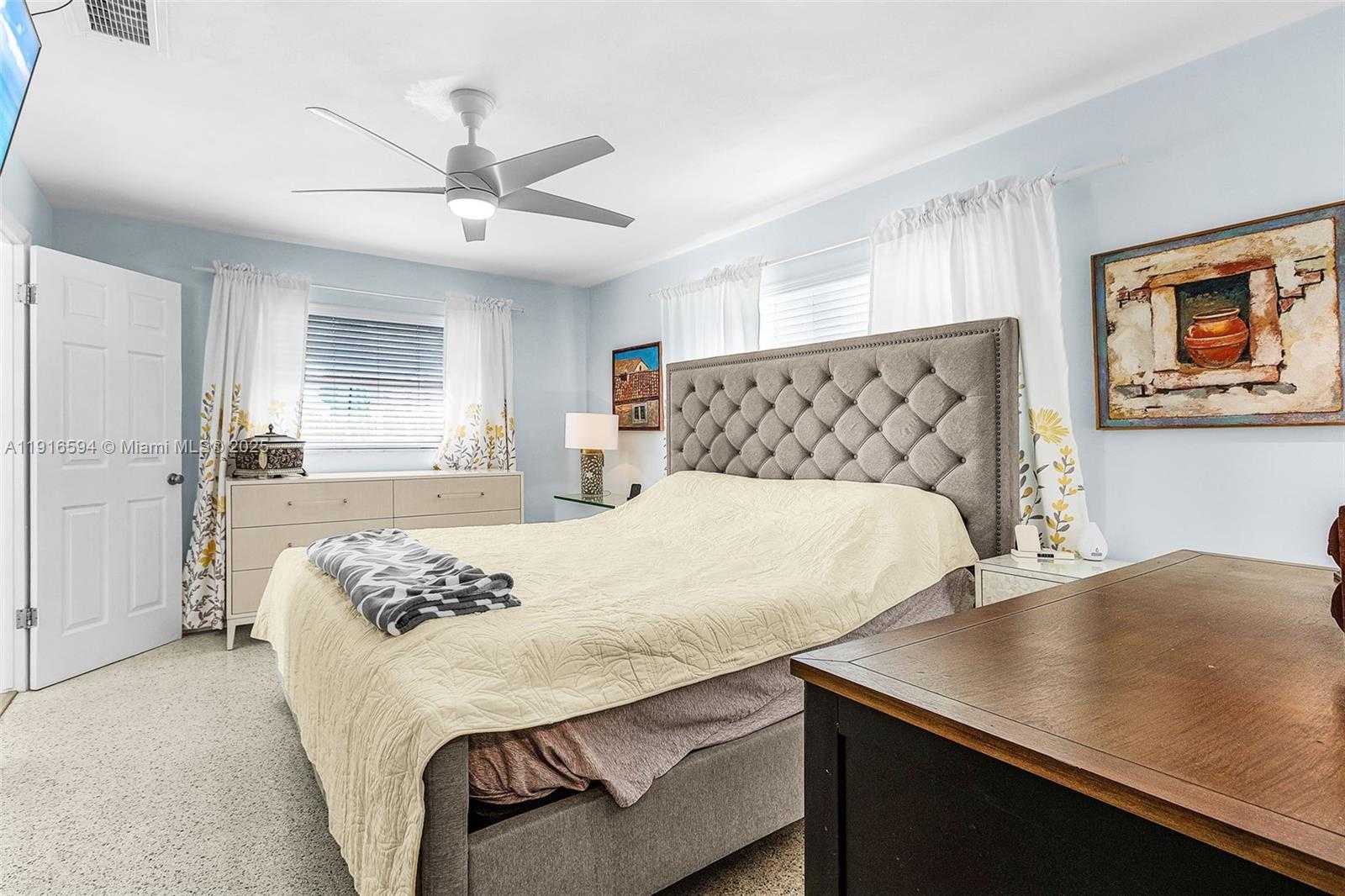 Small Image of 3005 SOUTH EAST 18TH, Cape Coral Number 26