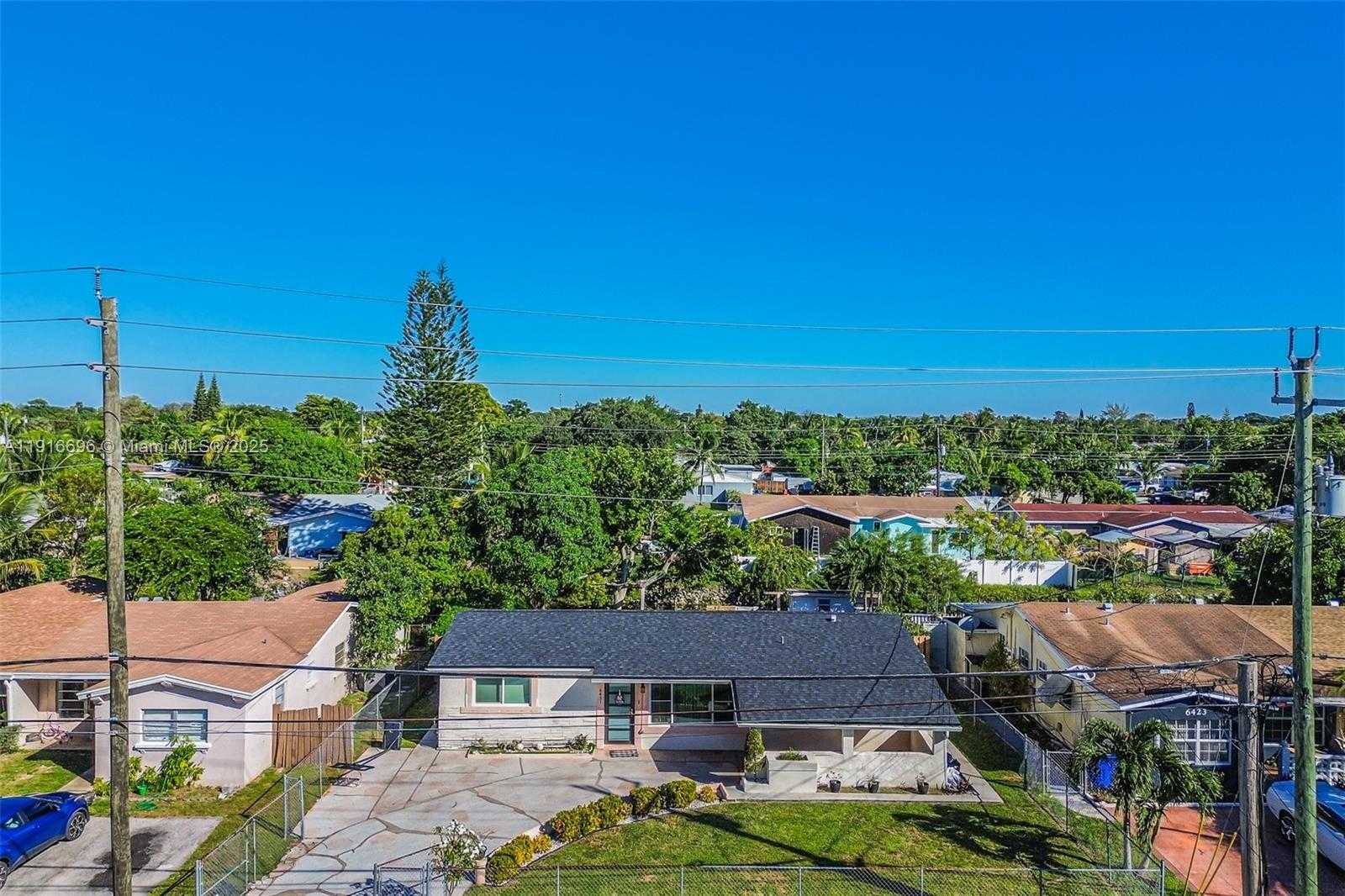 Small Image of 6431 SOUTH WEST 19TH ST, North Lauderdale Number 1