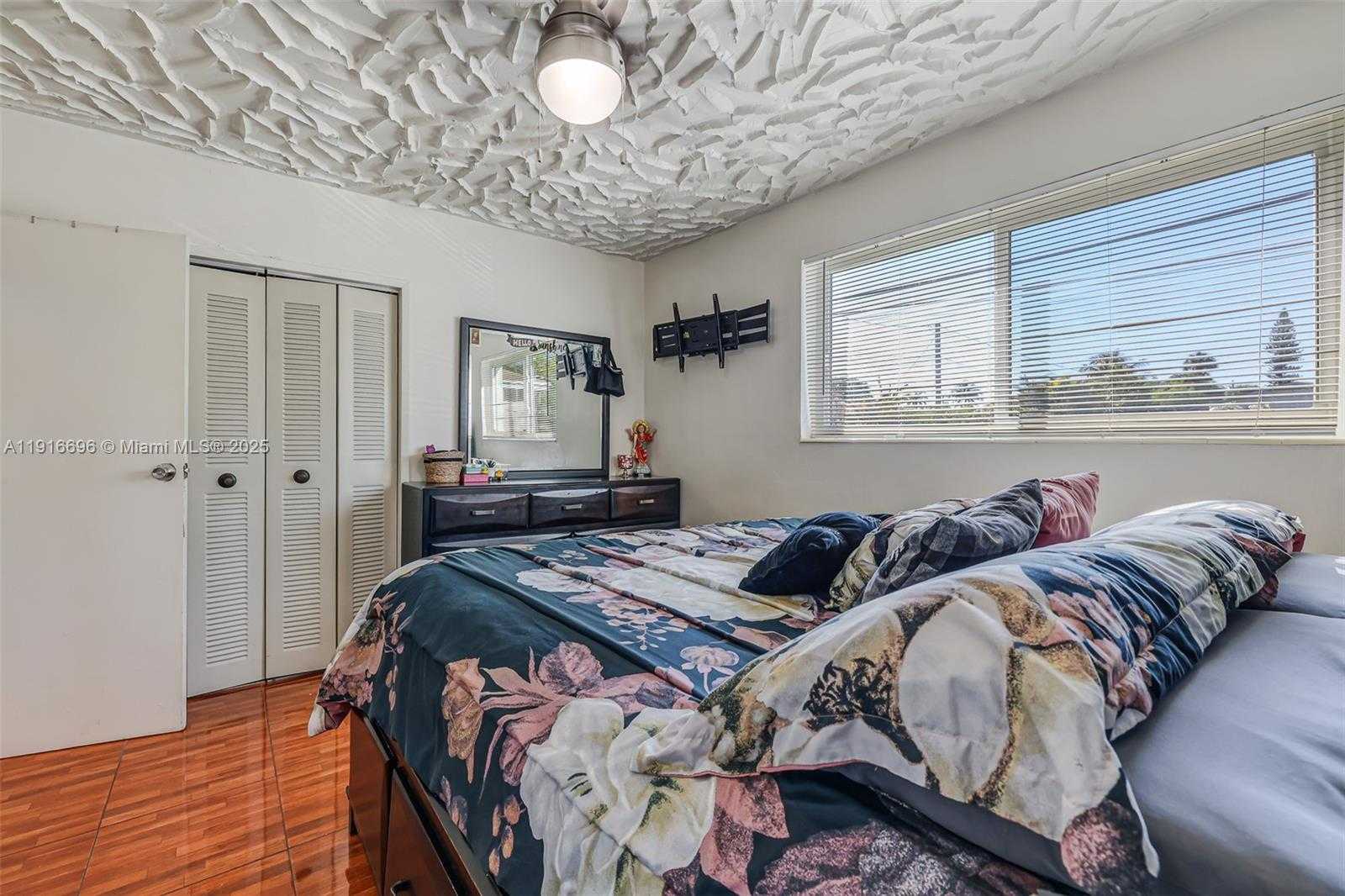 Small Image of 6431 SOUTH WEST 19TH ST, North Lauderdale Number 15