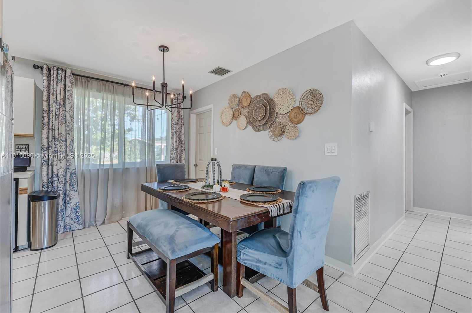 Small Image of 6431 SOUTH WEST 19TH ST, North Lauderdale Number 33