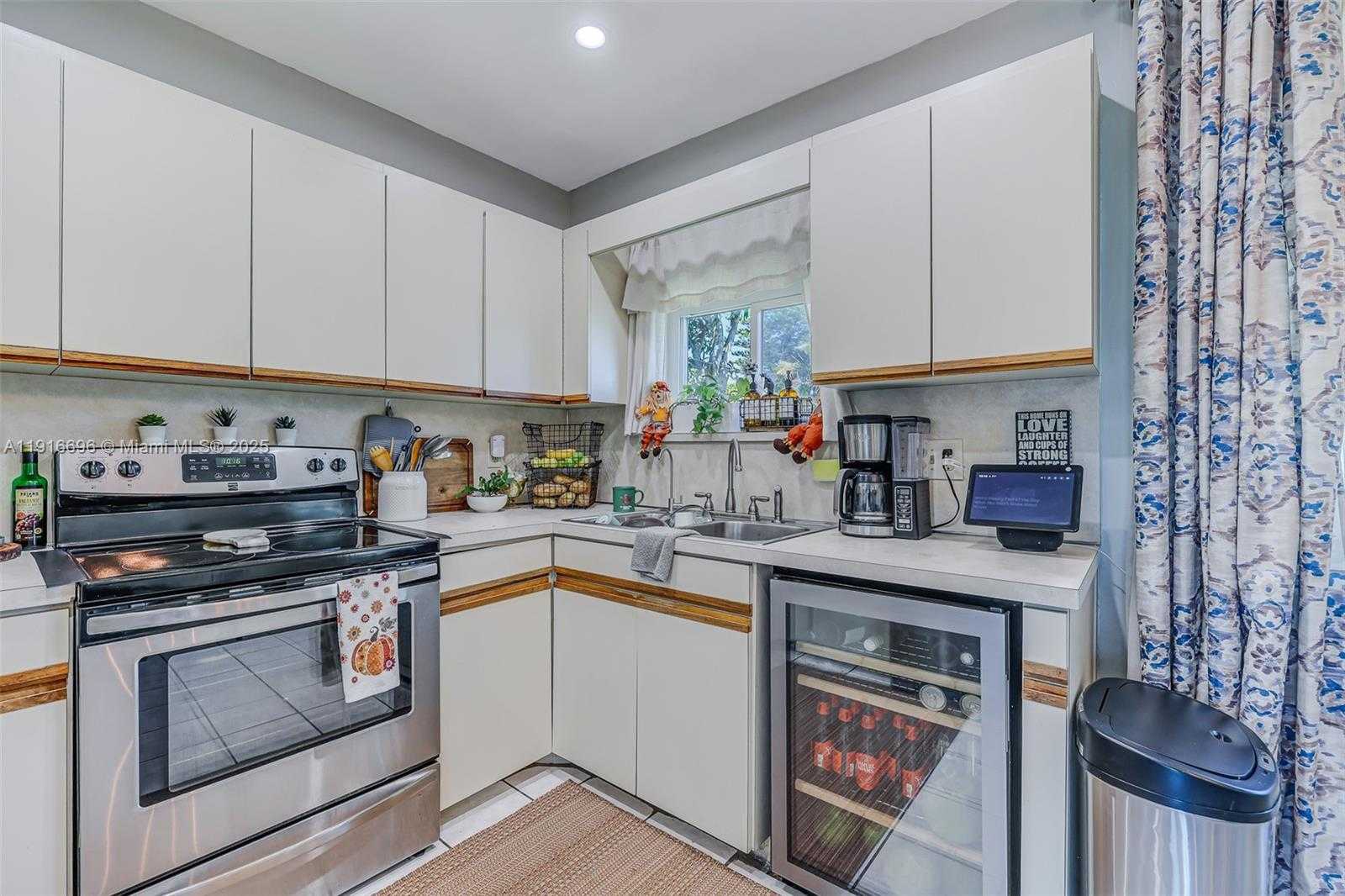 Small Image of 6431 SOUTH WEST 19TH ST, North Lauderdale Number 39