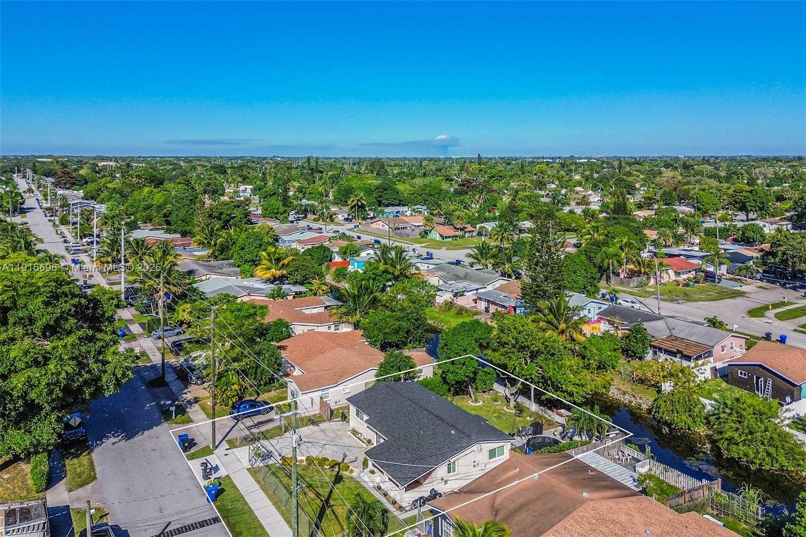 Small Image of 6431 SOUTH WEST 19TH ST, North Lauderdale Number 6