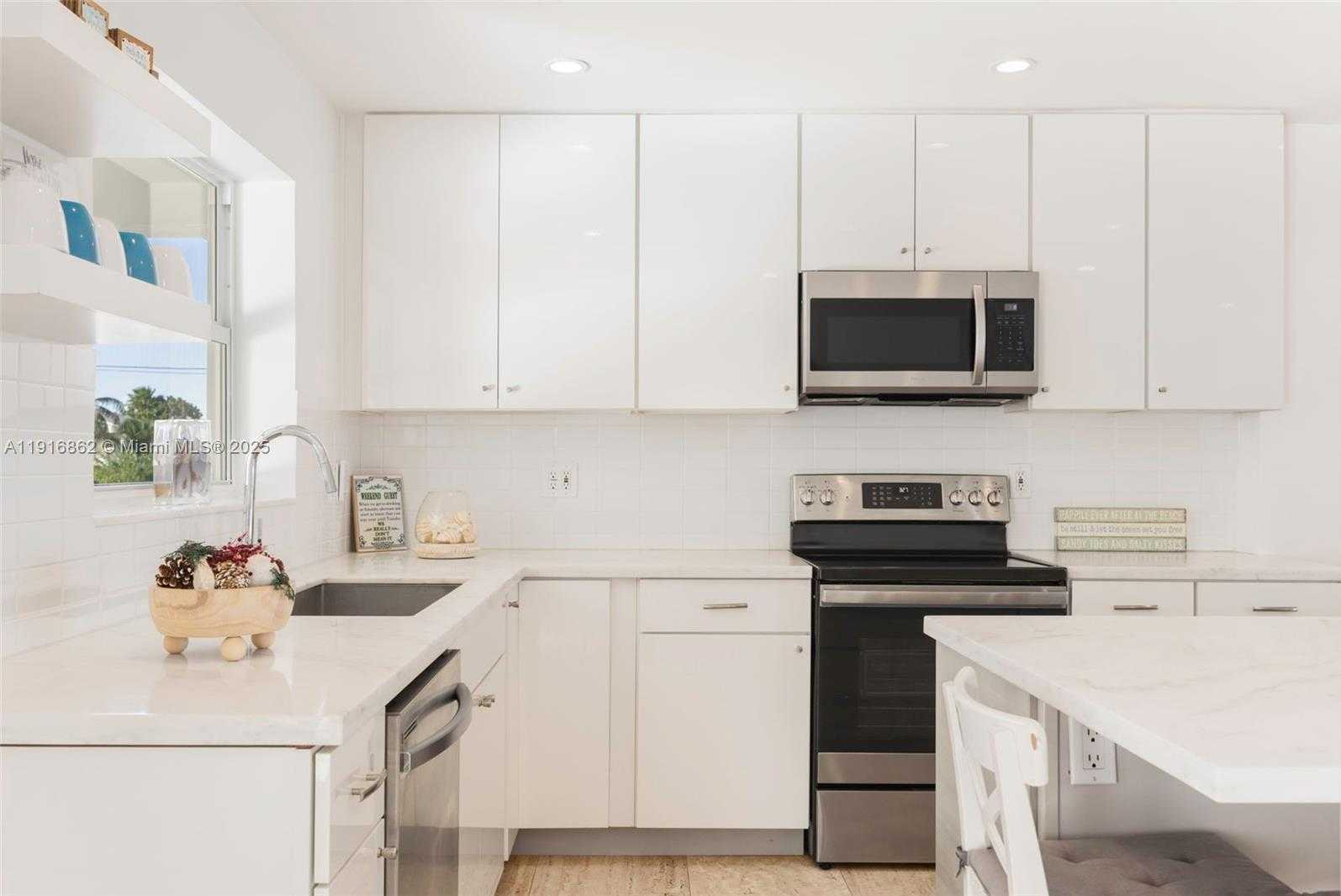 Small Image of 1733 SUNRISE DR, Big Pine Number 10