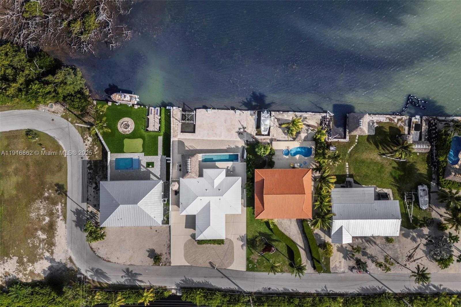 Small Image of 1733 SUNRISE DR, Big Pine Number 29