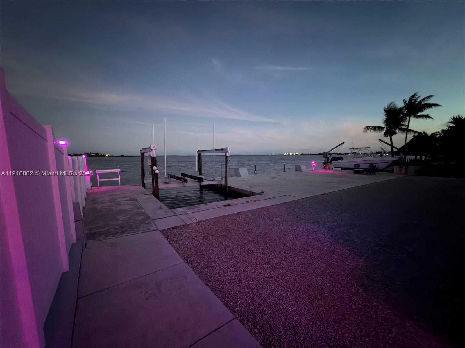 Small Image of 1733 SUNRISE DR, Big Pine Number 55