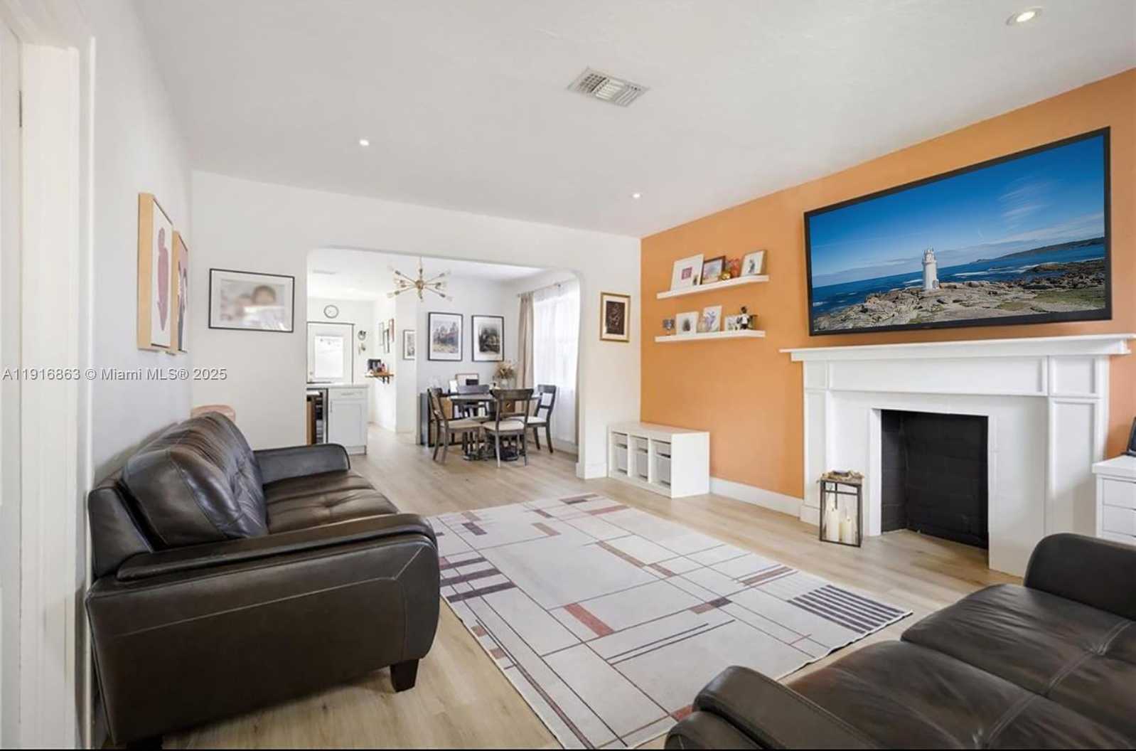 Small Image of 3422 SOUTH WEST 25TH ST, Miami Number 3