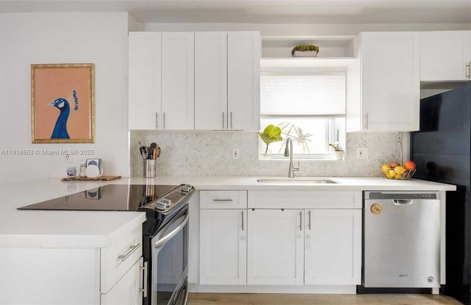 Small Image of 3422 SOUTH WEST 25TH ST, Miami Number 5