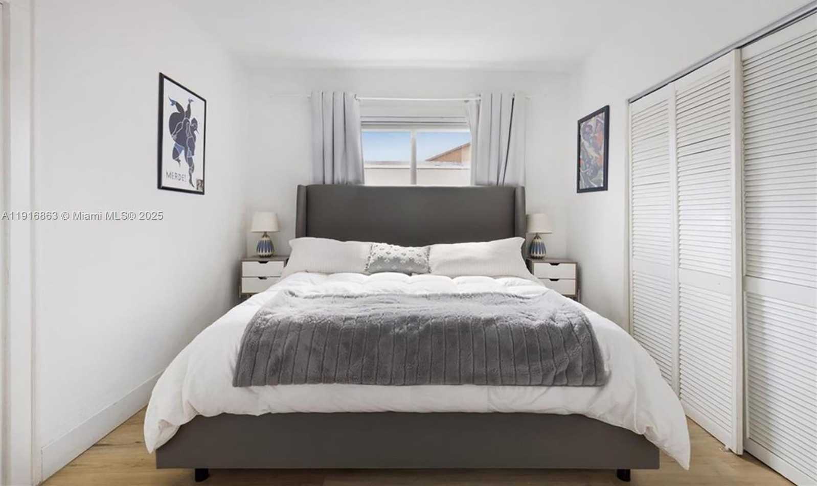 Small Image of 3422 SOUTH WEST 25TH ST, Miami Number 8