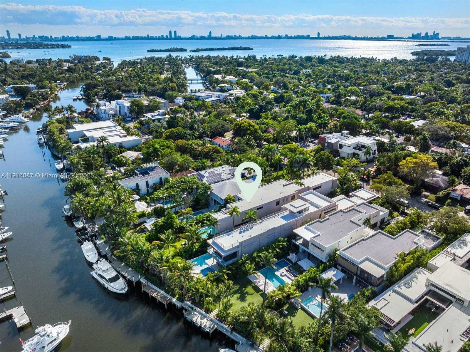 Small Image of 725 NORTH EAST 77TH ST, Miami Number 27