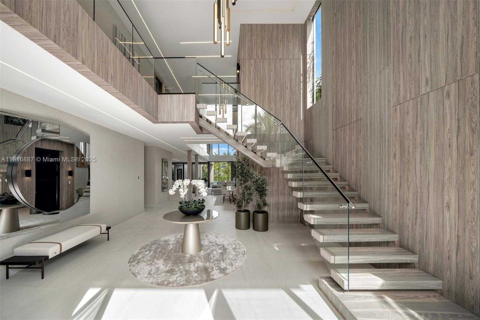 Small Image of 725 NORTH EAST 77TH ST, Miami Number 6