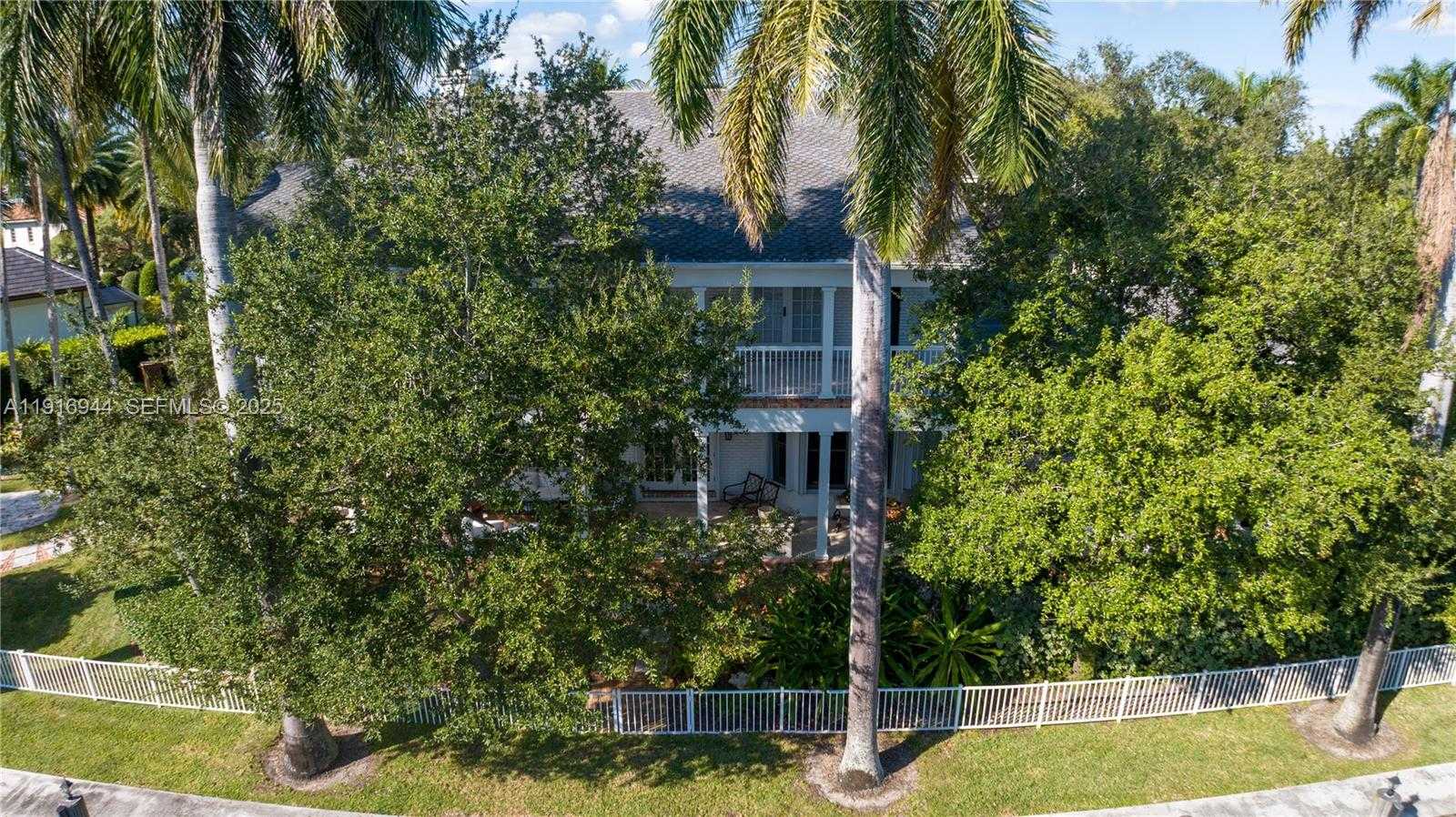 Small Image of 700 CORAL WAY, Fort Lauderdale Number 12
