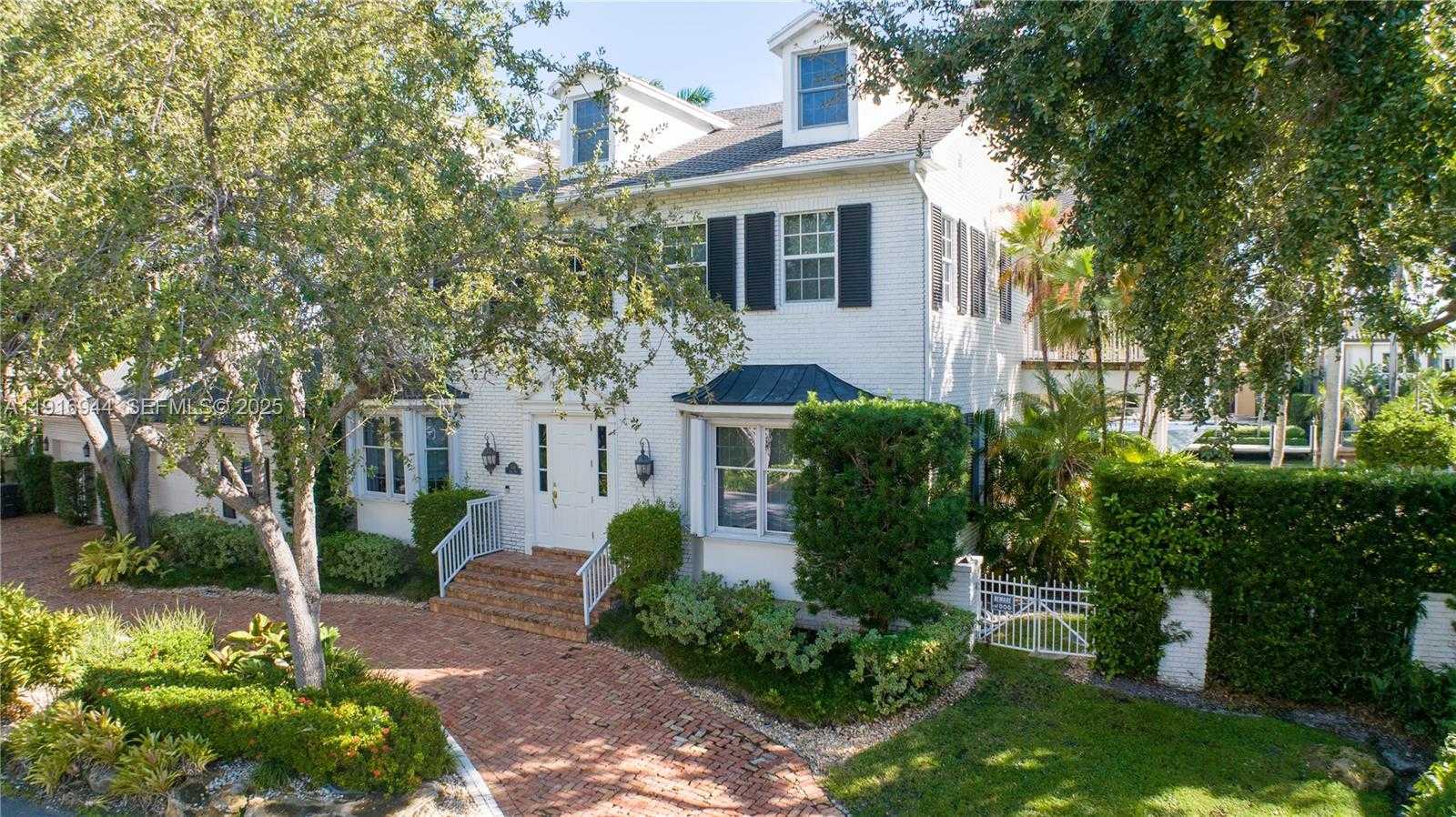 Small Image of 700 CORAL WAY, Fort Lauderdale Number 17