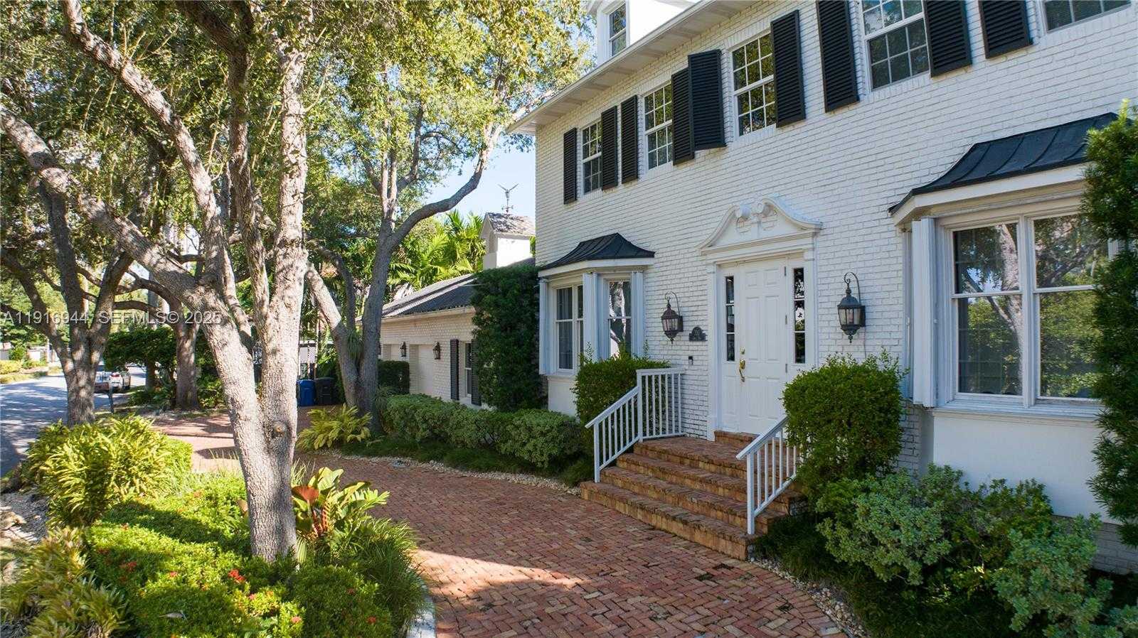 Small Image of 700 CORAL WAY, Fort Lauderdale Number 19