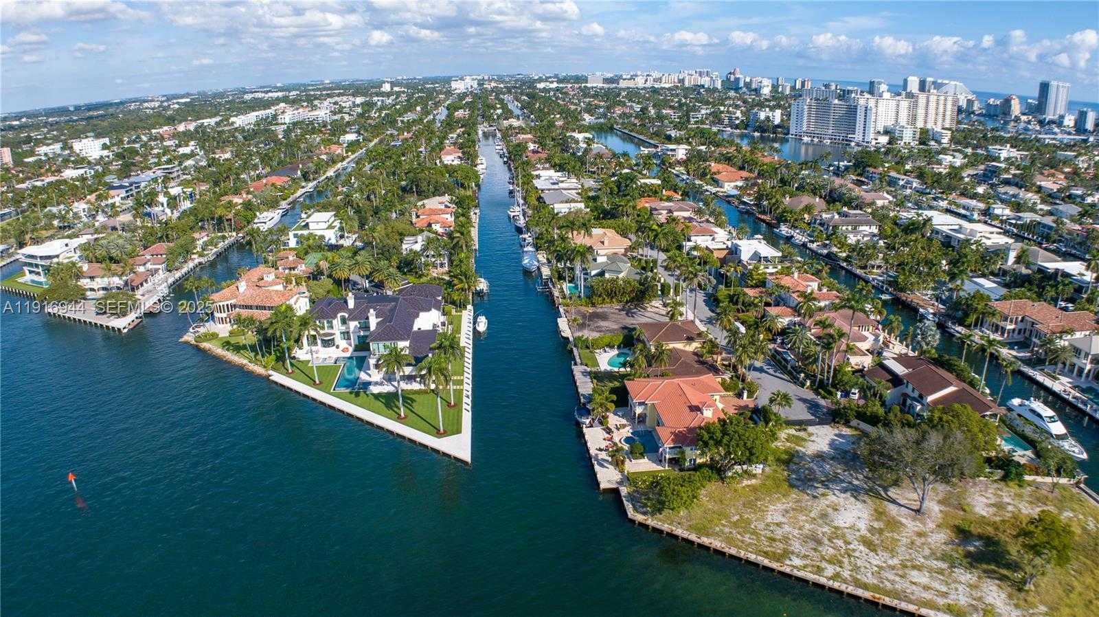 Small Image of 700 CORAL WAY, Fort Lauderdale Number 5