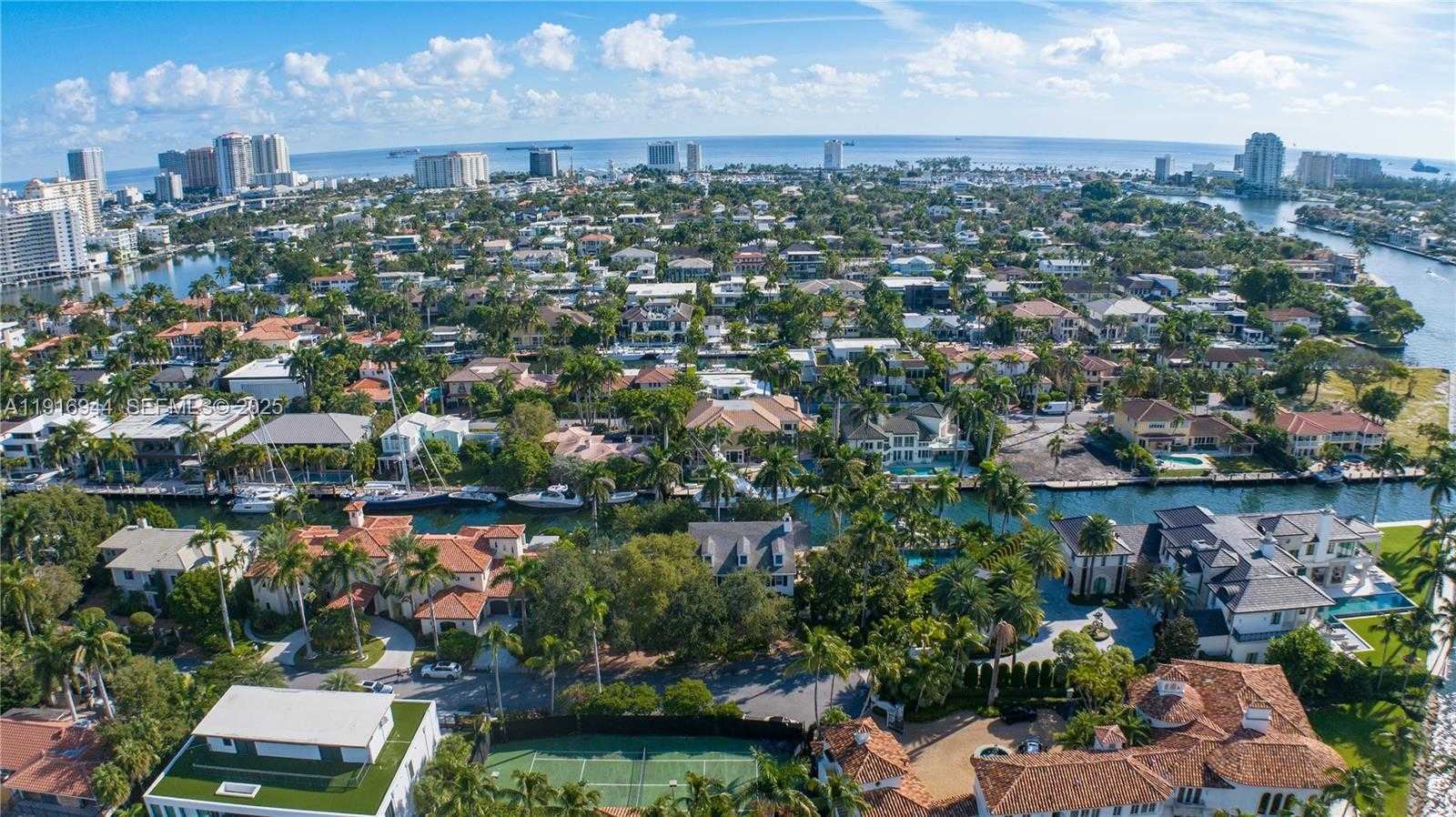 Small Image of 700 CORAL WAY, Fort Lauderdale Number 6