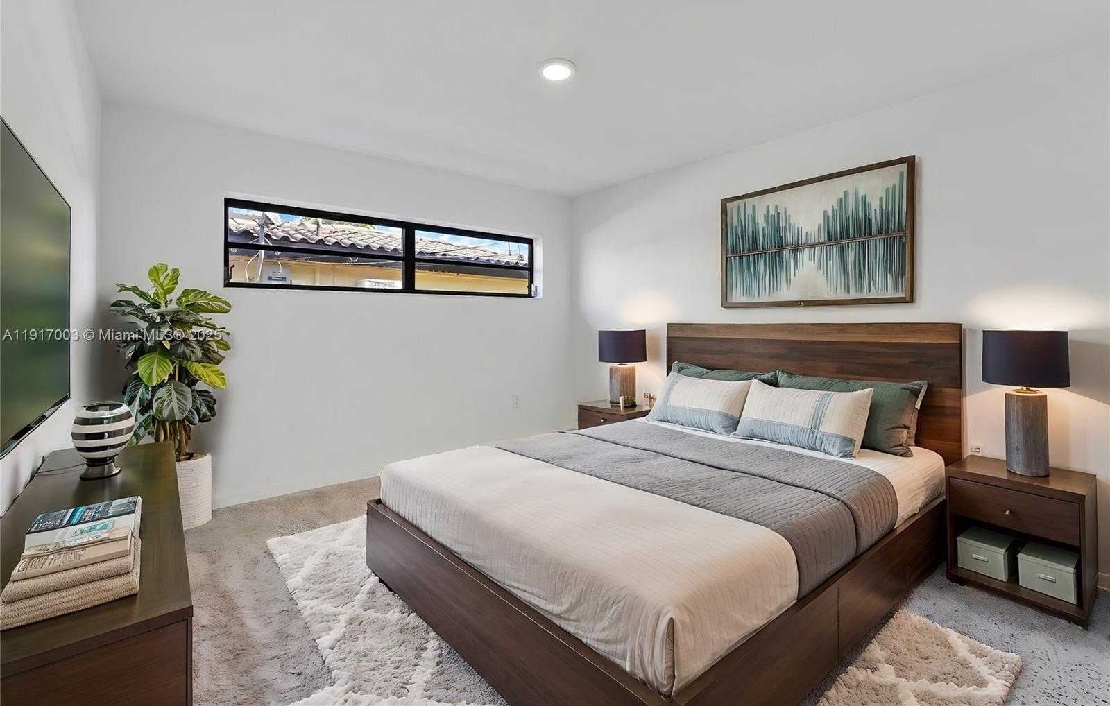 Small Image of 917 SURFSIDE BLVD, Surfside Number 5